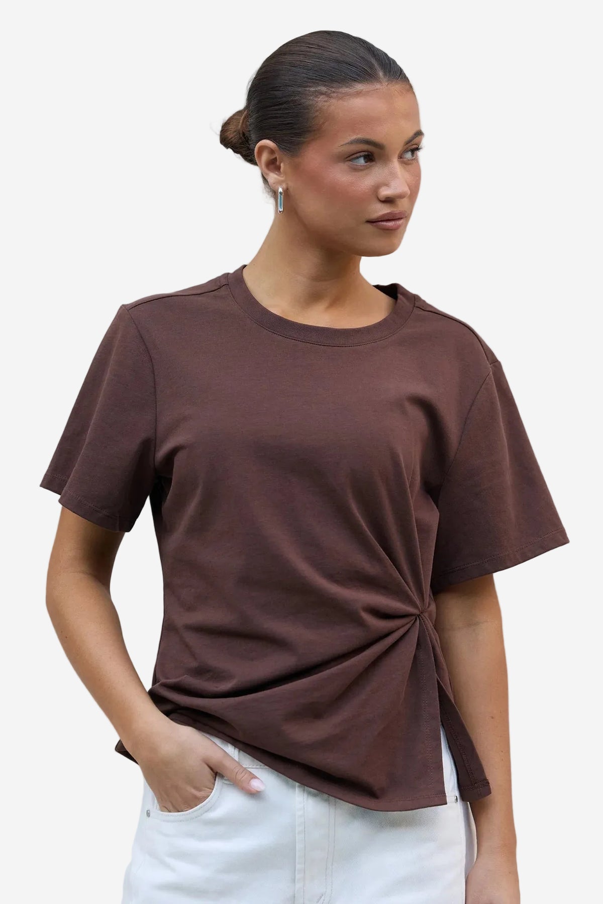 IVY + JACK RUPTURE CHOCOLATE SPLIT DETAIL TEE - THE VOGUE STORE
