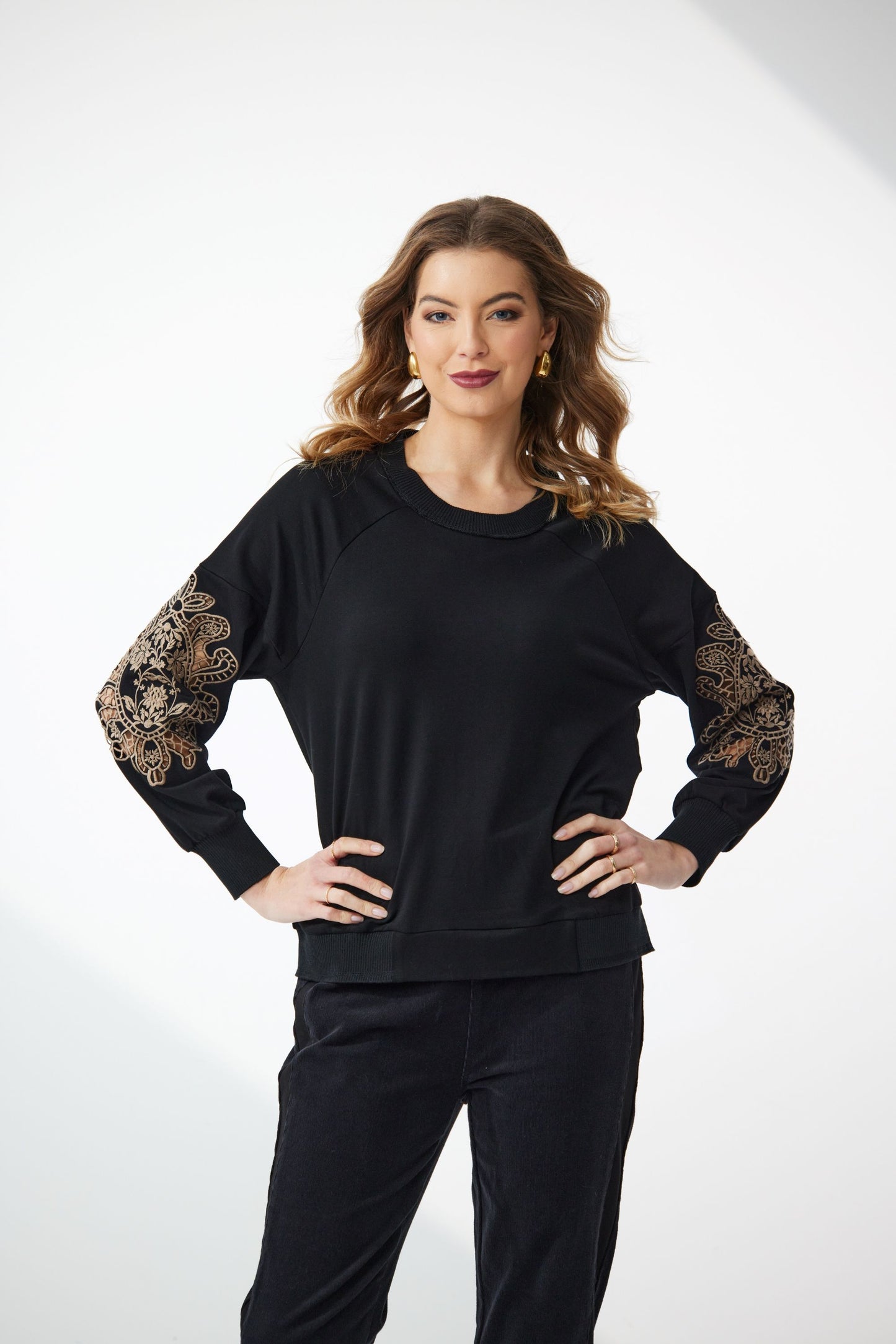 NEWPORT ISAAC SWEATSHIRT - BLACK - THE VOGUE STORE