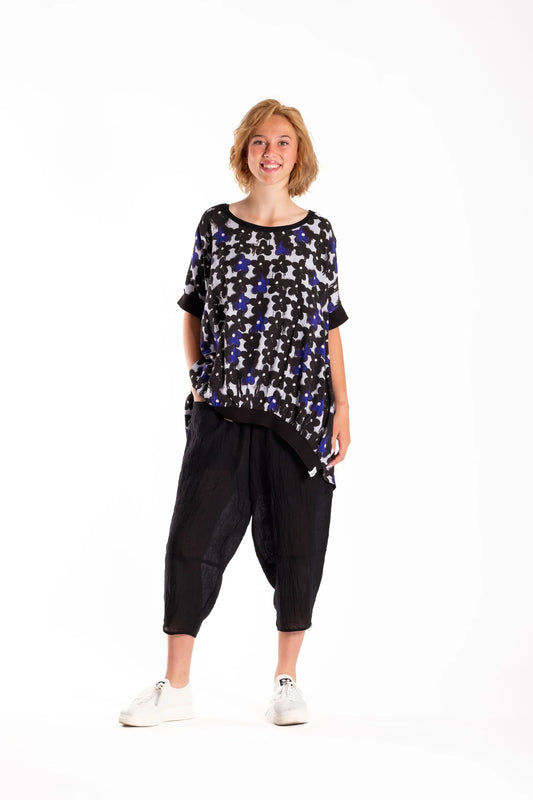 DEEANNE HOBBS LEESE TOP - DAISY GRAFITTI - THE VOGUE STORE