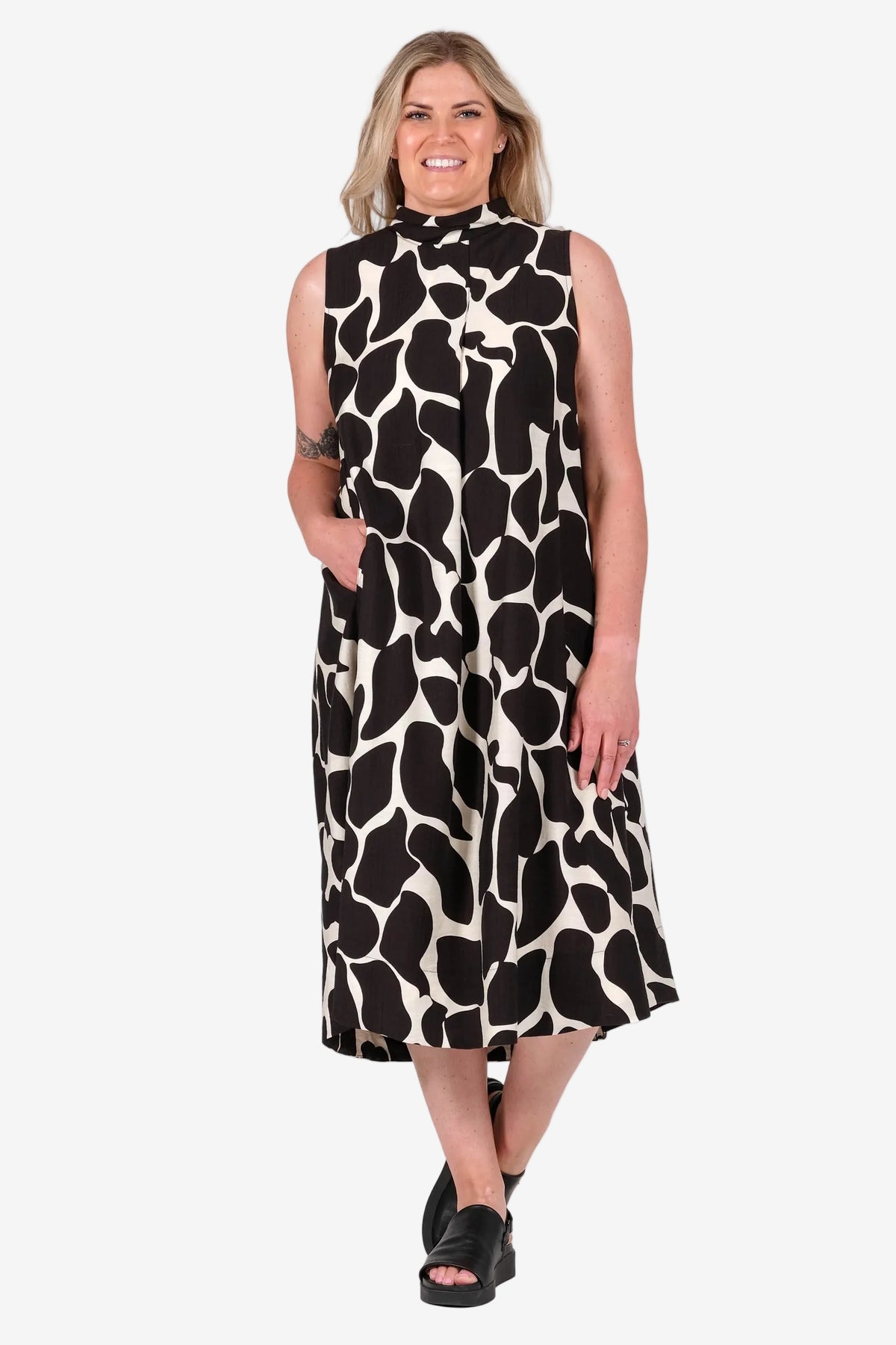 DEEANNE HOBBS GELATO SLEEVELESS DRESS - LAVA BLACK - THE VOGUE STORE
