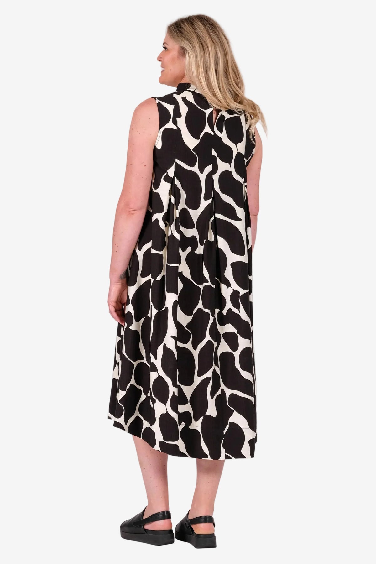 DEEANNE HOBBS GELATO SLEEVELESS DRESS - LAVA BLACK - THE VOGUE STORE