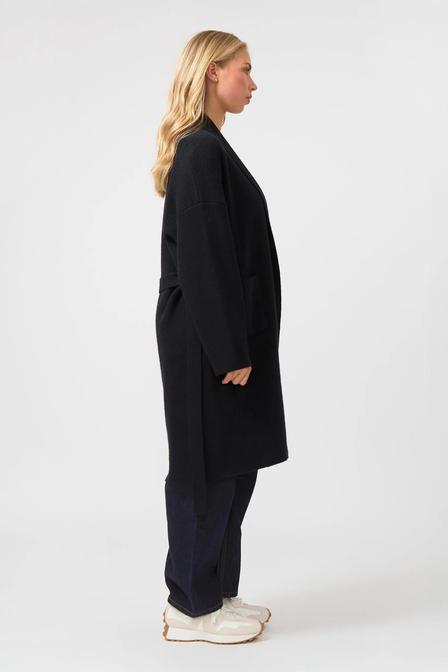 STELLA + GEMMA MIA CARDIGAN - BLACK - THE VOGUE STORE