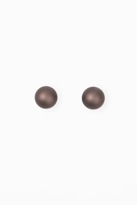 STELLA + GEMMA EARRING - PEARL BROWN OVERSIZED BALL MATT STUD - THE VOGUE STORE