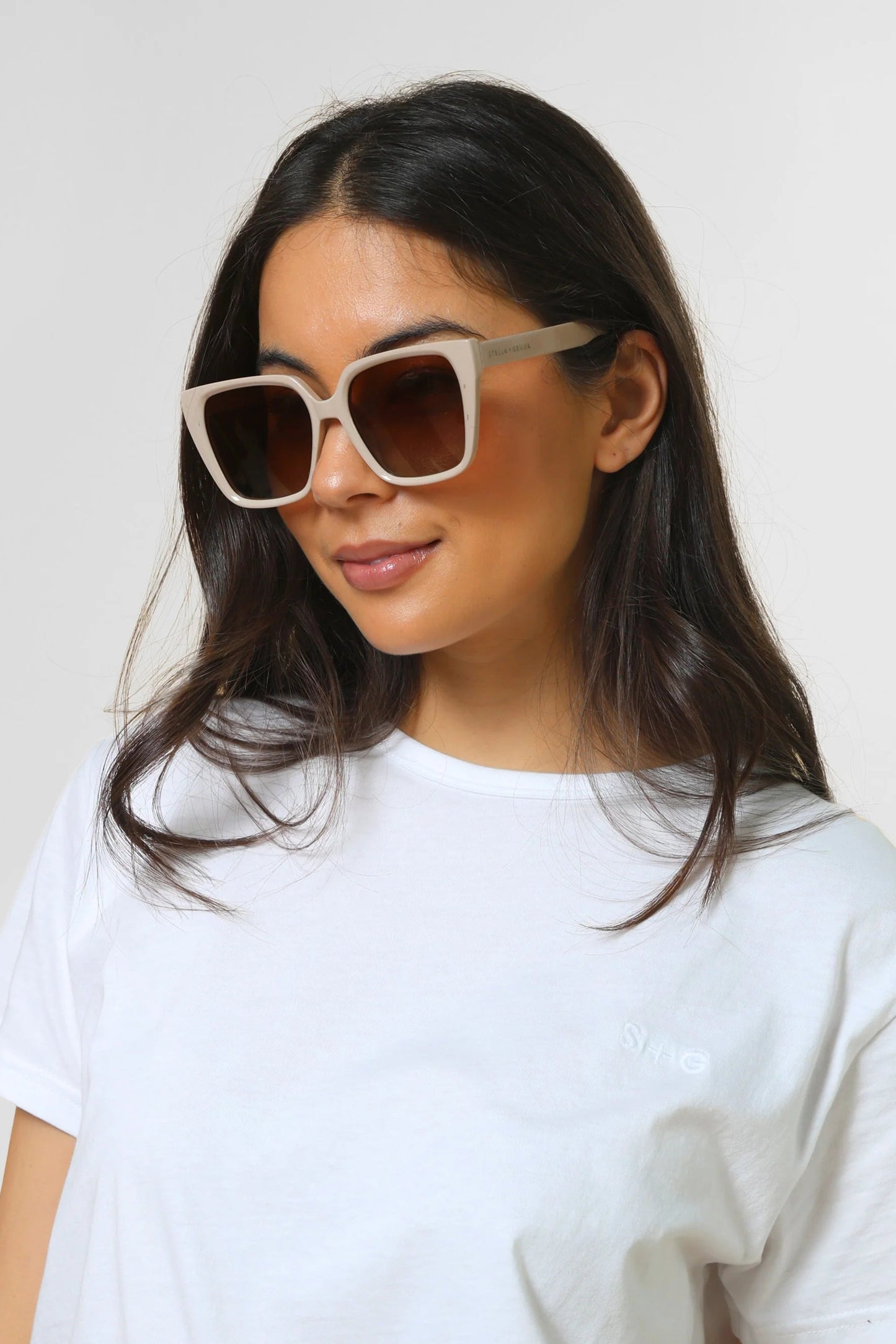 STELLA + GEMMA SUNGLASS - ASHLING CREAMY BROWN - THE VOGUE STORE