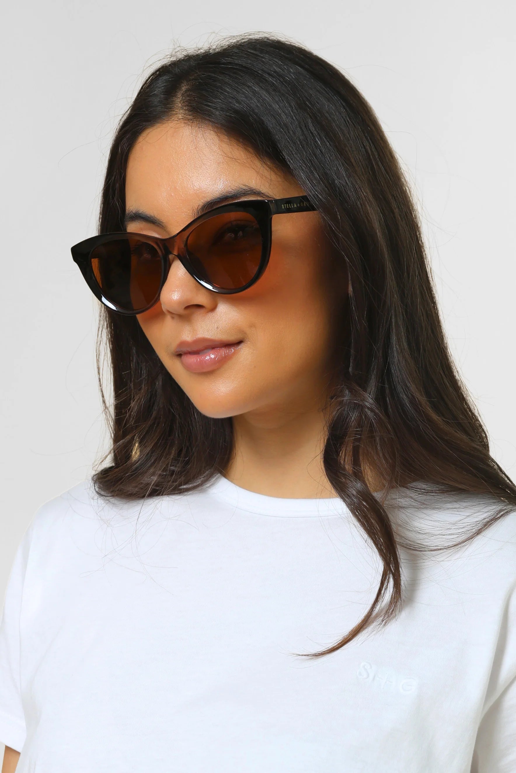 STELLA + GEMMA SUNGLASSES - MORRISON BROWN AND BLACK - THE VOGUE STORE