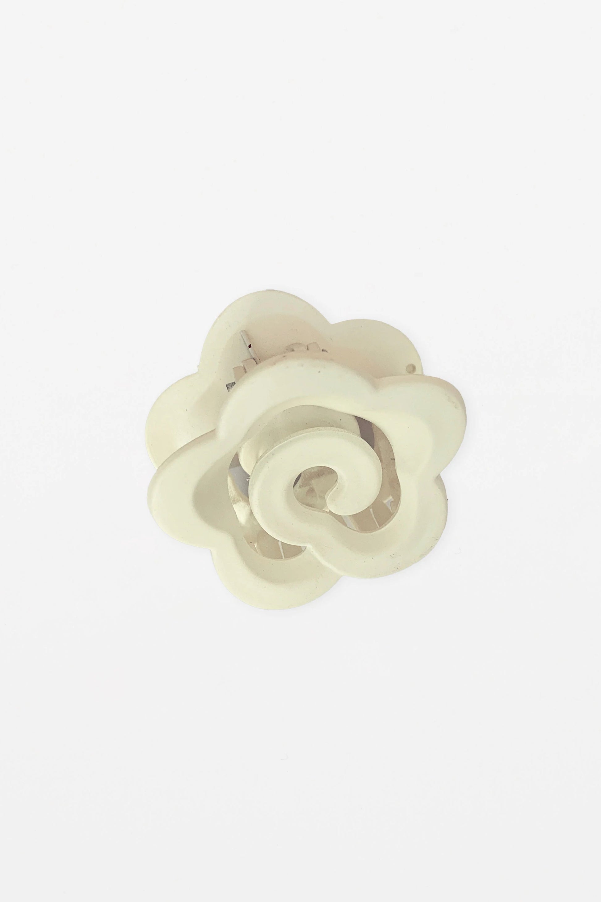 STELLA + GEMMA HAIR CLAW - MATT WHITE DAISY - THE VOGUE STORE