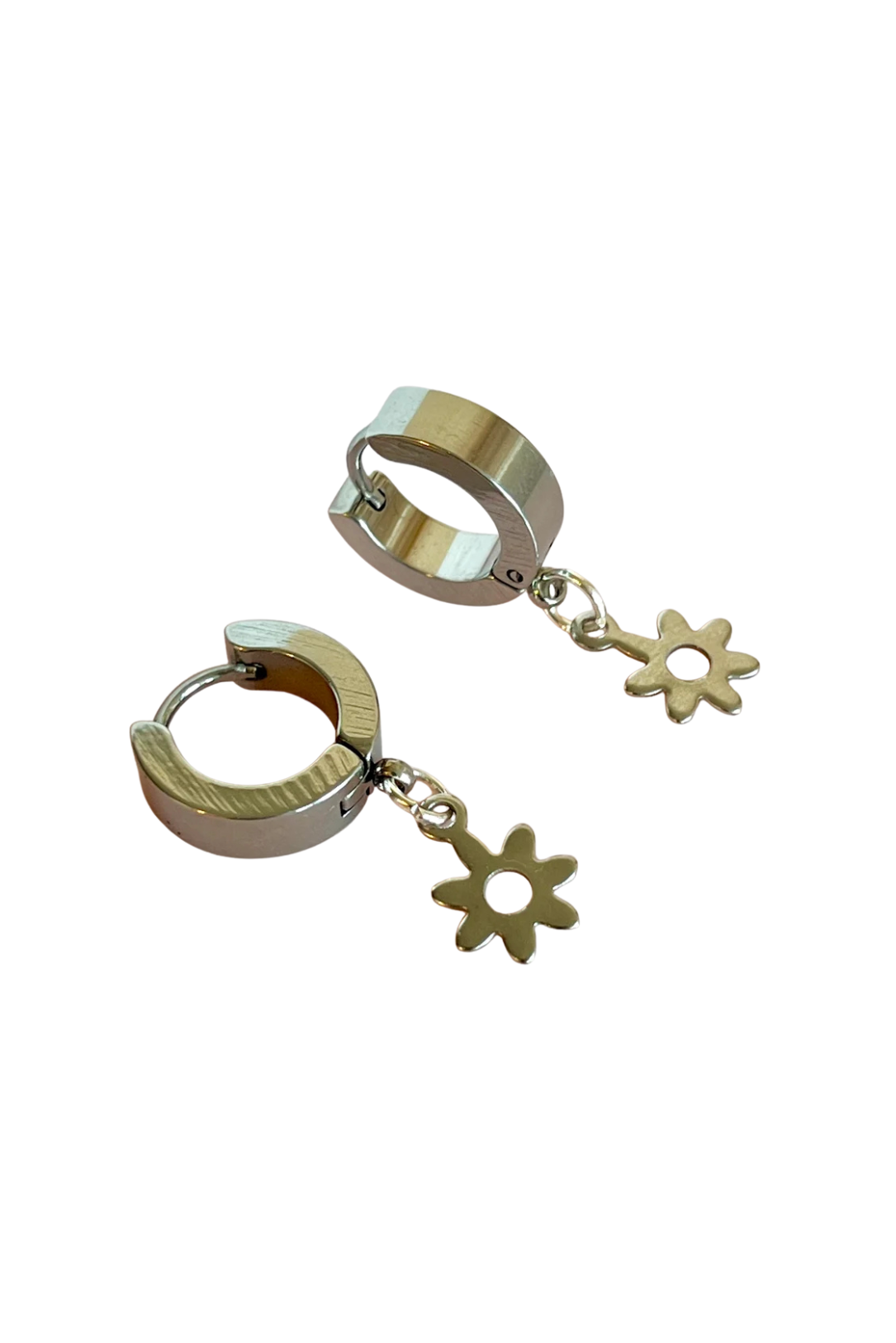 PENNY FOGGO SILVER FLOWER HUGGIES - THE VOGUE STORE