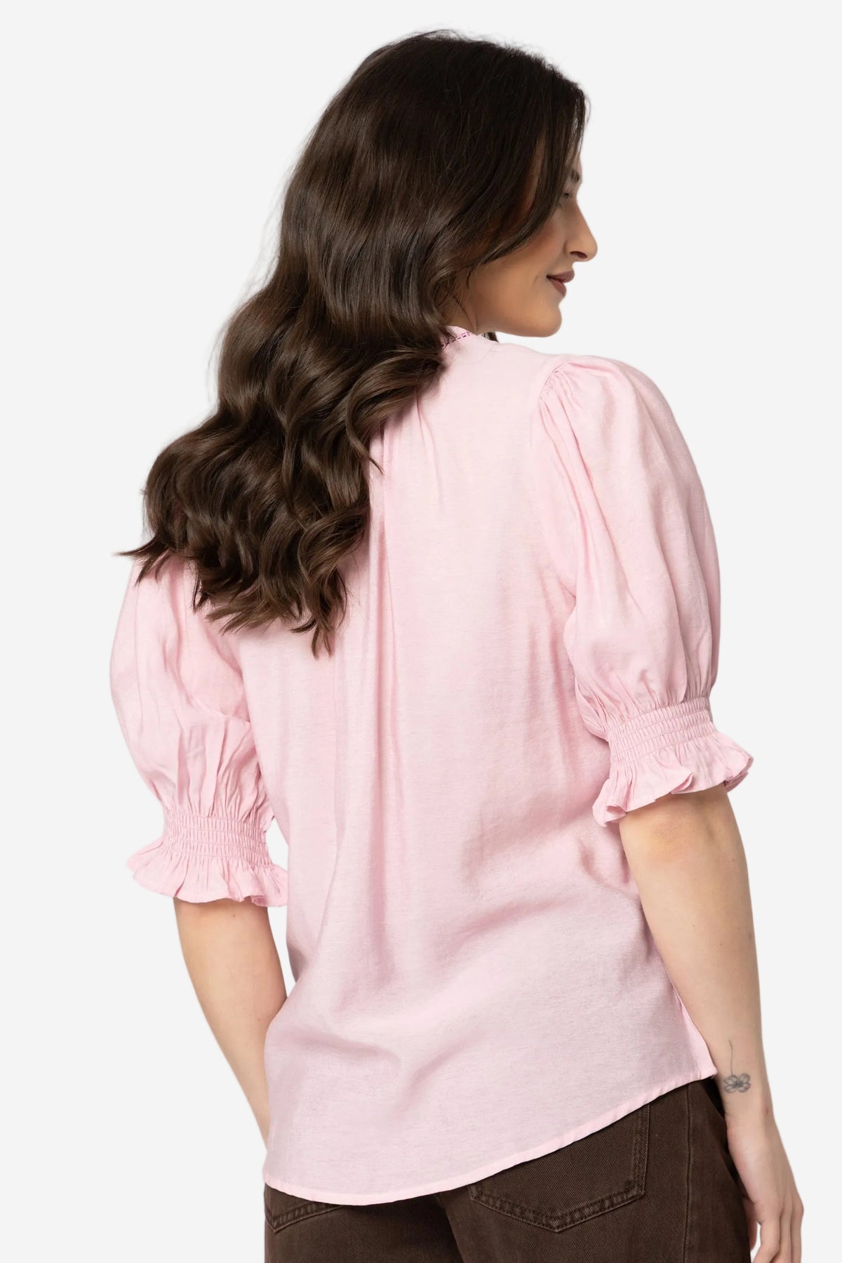 SEEKING LOLA ADDYSON SS BLOUSE - BLUSH - THE VOGUE STORE