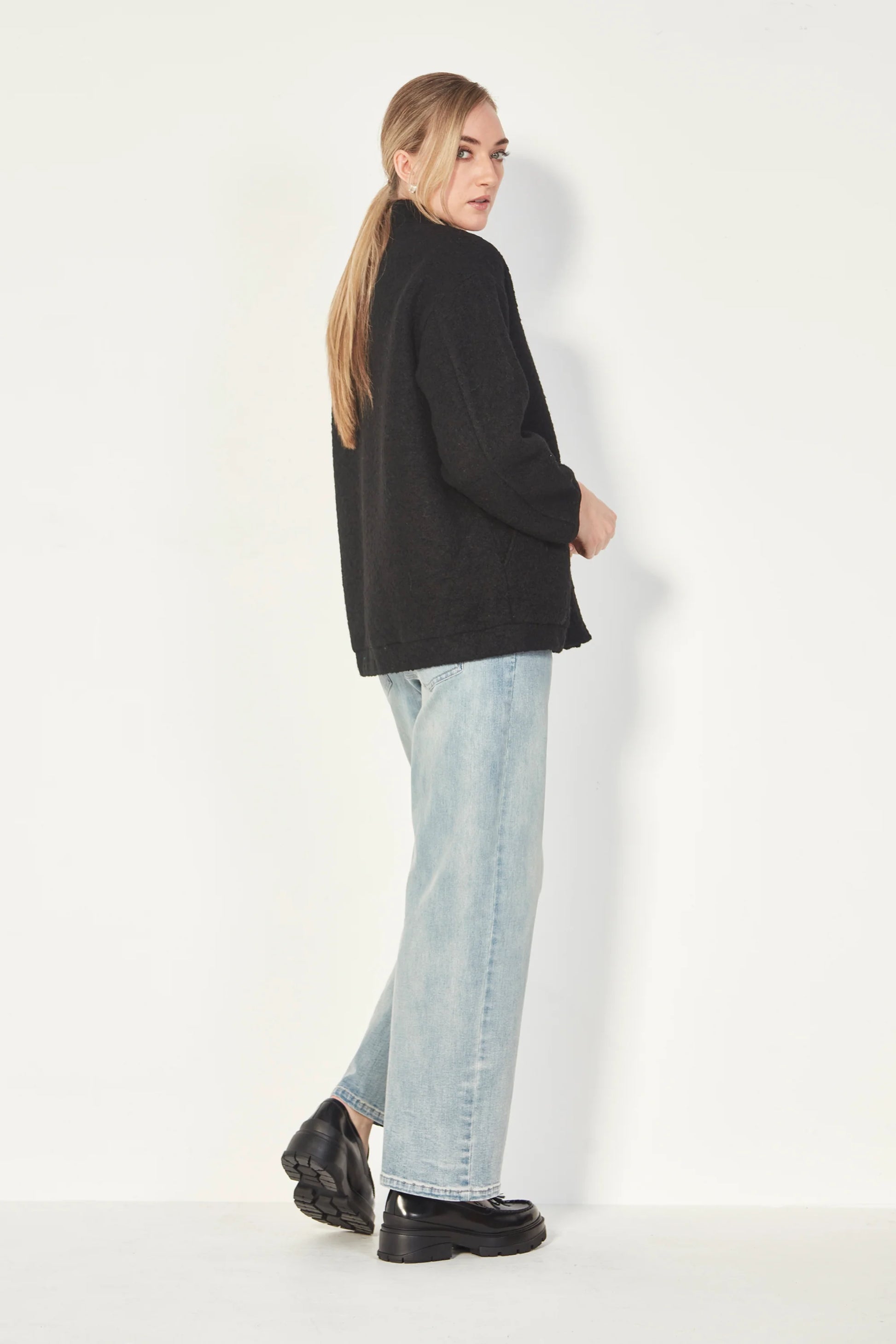 VERGE CRUISE JEAN - MID BLUE - THE VOGUE STORE