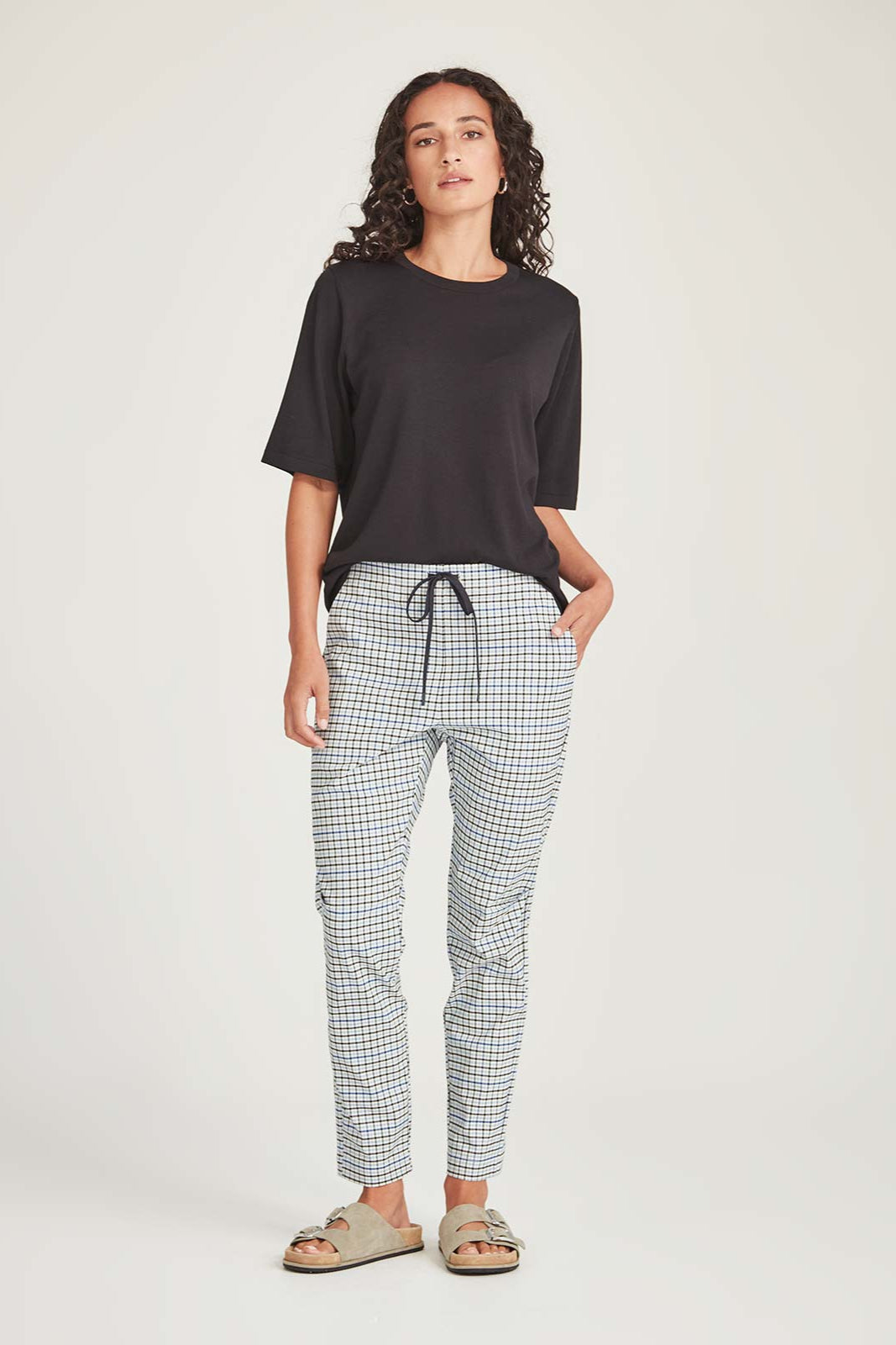 SILLS JAYDEN KNIT TEE - BLACK - THE VOGUE STORE