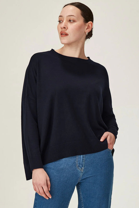 SILLS GEMMA MERINO WEEKENDER - NAVY - THE VOGUE STORE