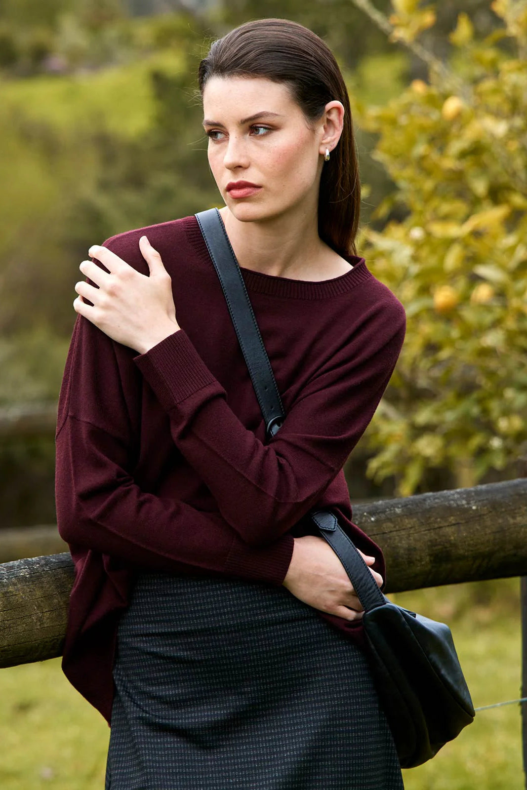 SILLS GEMMA MERINO WEEKENDER - PLUM - THE VOGUE STORE