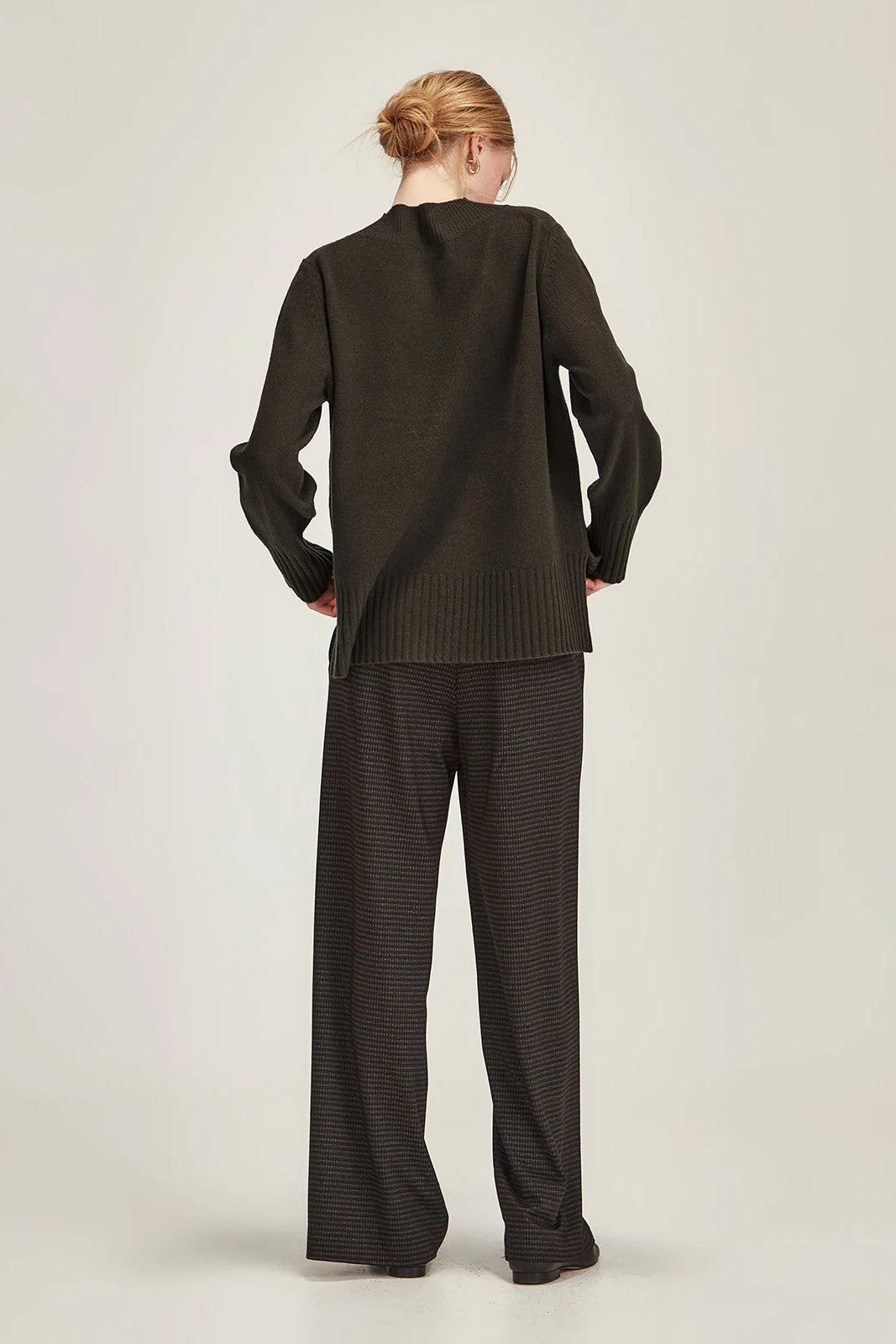 SILLS REI MERINO SWEATER - KHAKI - THE VOGUE STORE