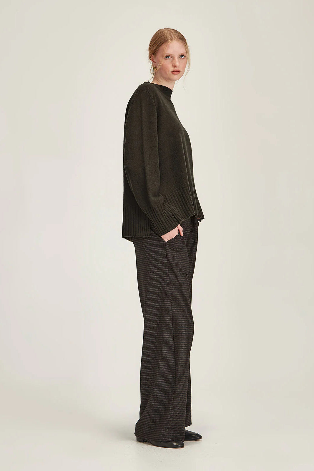 SILLS REI MERINO SWEATER - KHAKI - THE VOGUE STORE