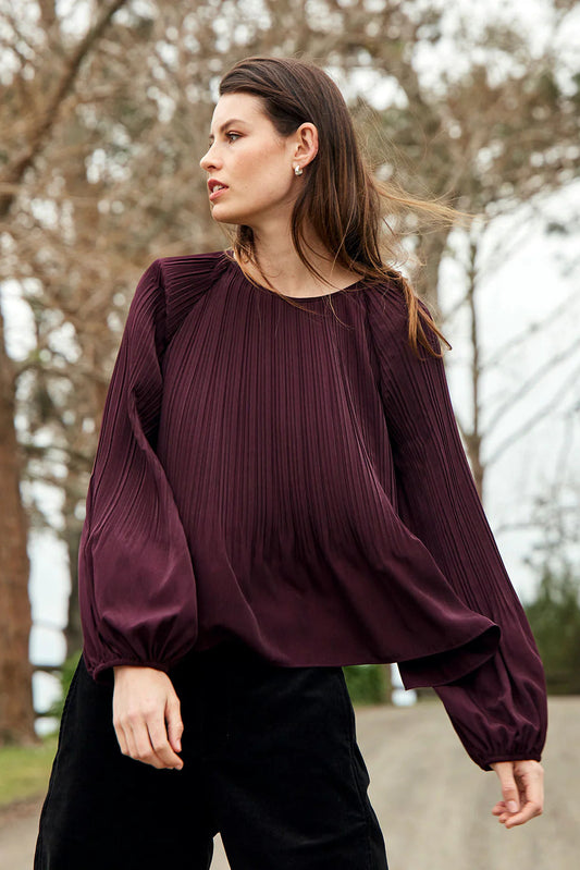 SILLS SUMI PLEAT TOP - PLUM - THE VOGUE STORE
