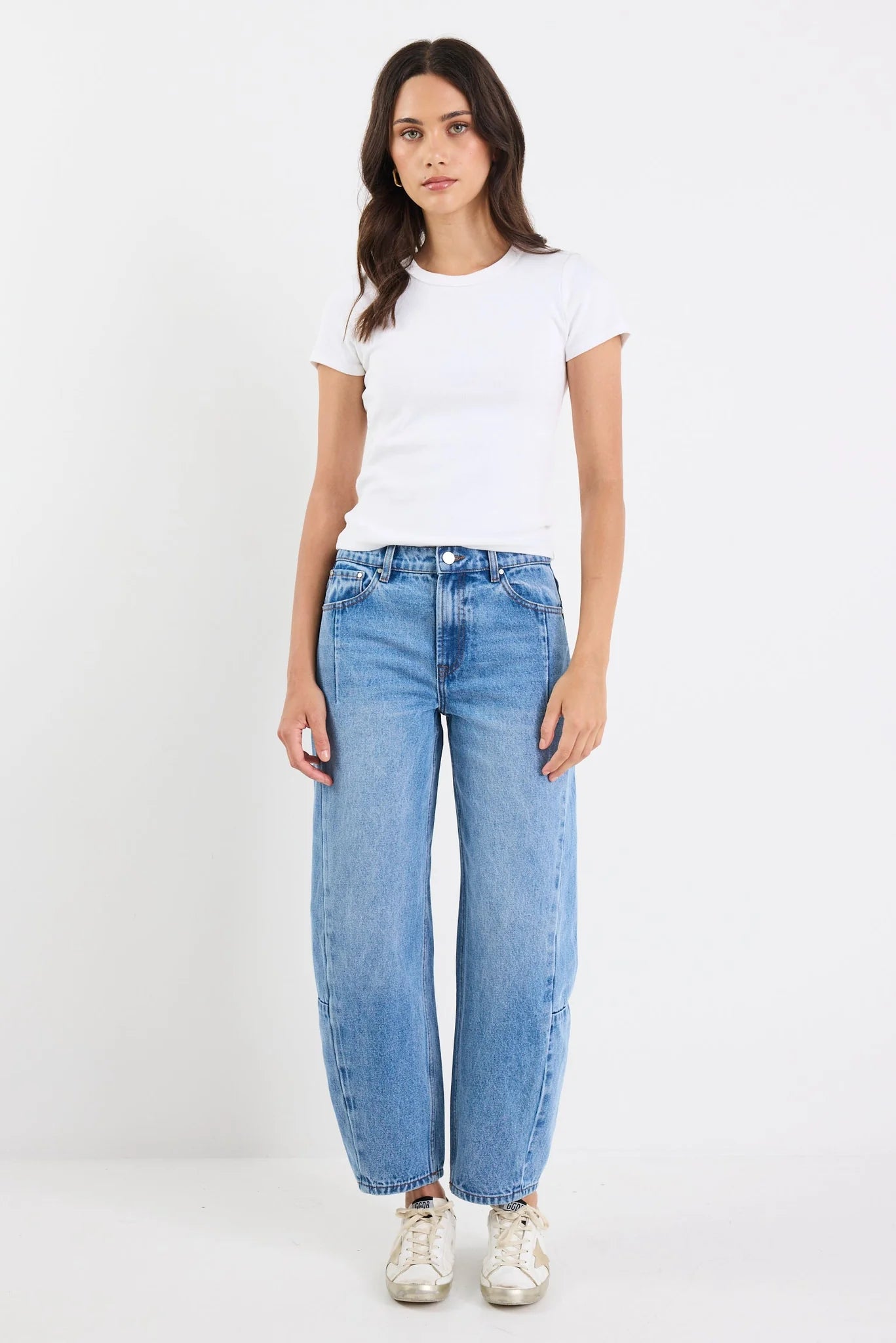 AMONG THE BRAVE GRADUATE 90'S BLUE BARREL DENIM JEANS - THE VOGUE STORE