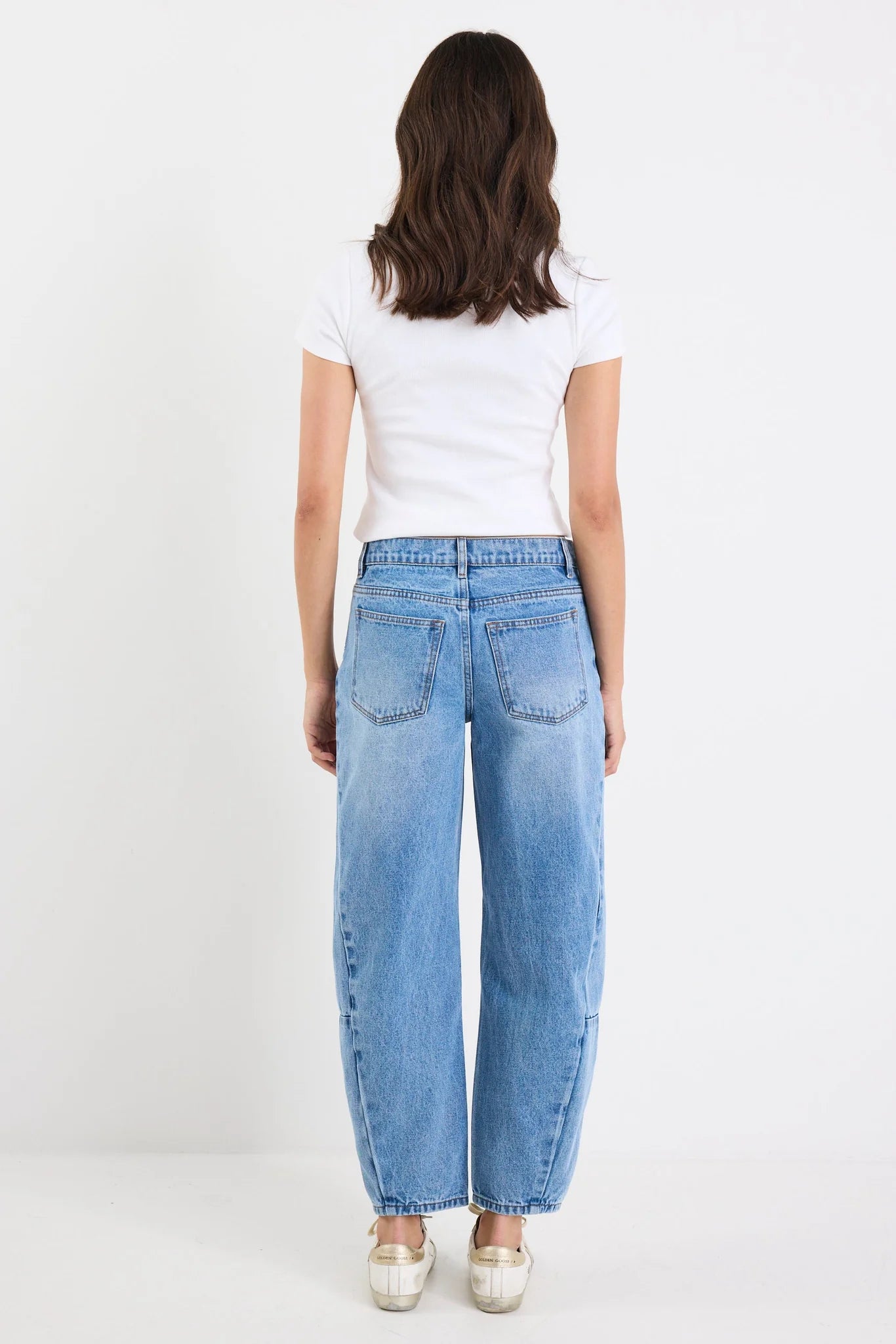 AMONG THE BRAVE GRADUATE 90'S BLUE BARREL DENIM JEANS - THE VOGUE STORE