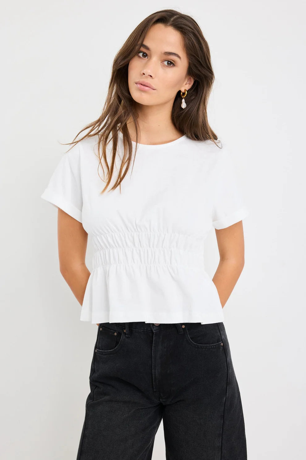 AMONG THE BRAVE SVELTE IVORY SHIRRED DEATIL SS TEE - THE VOGUE STORE