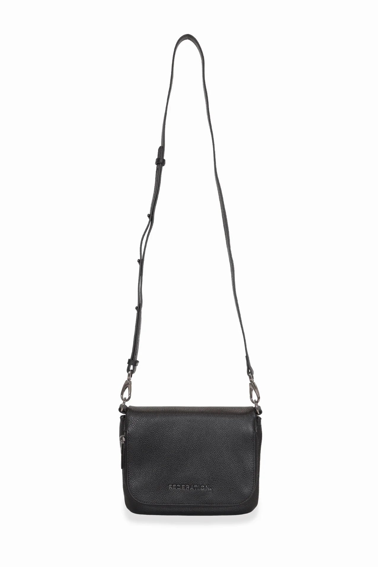 FEDERATION TAKE ME BAG BLACK/SILVER - THE VOGUE STORE