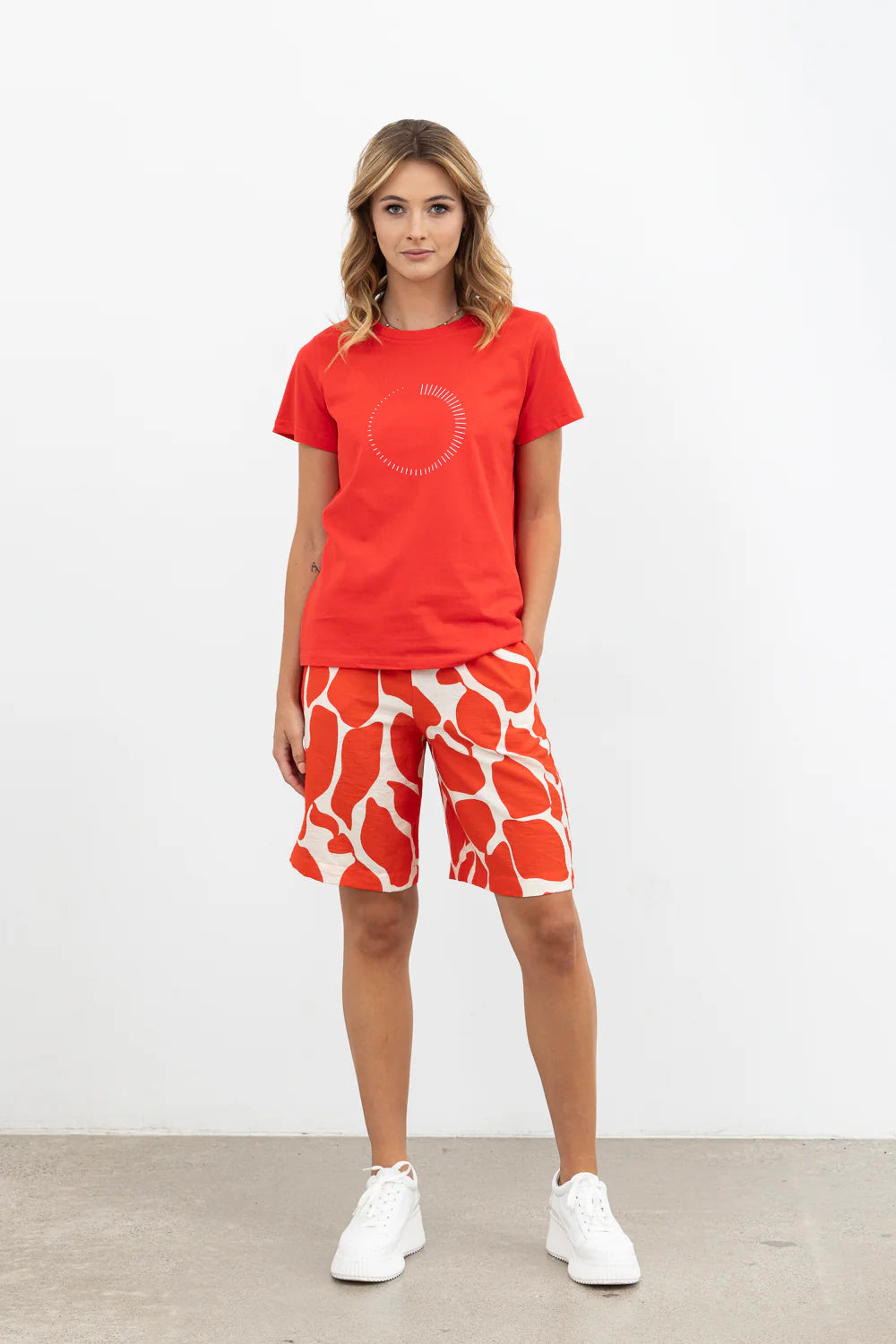 STYLE X LAB TIMER TEE - FIRE/WHITE PRINT - THE VOGUE STORE