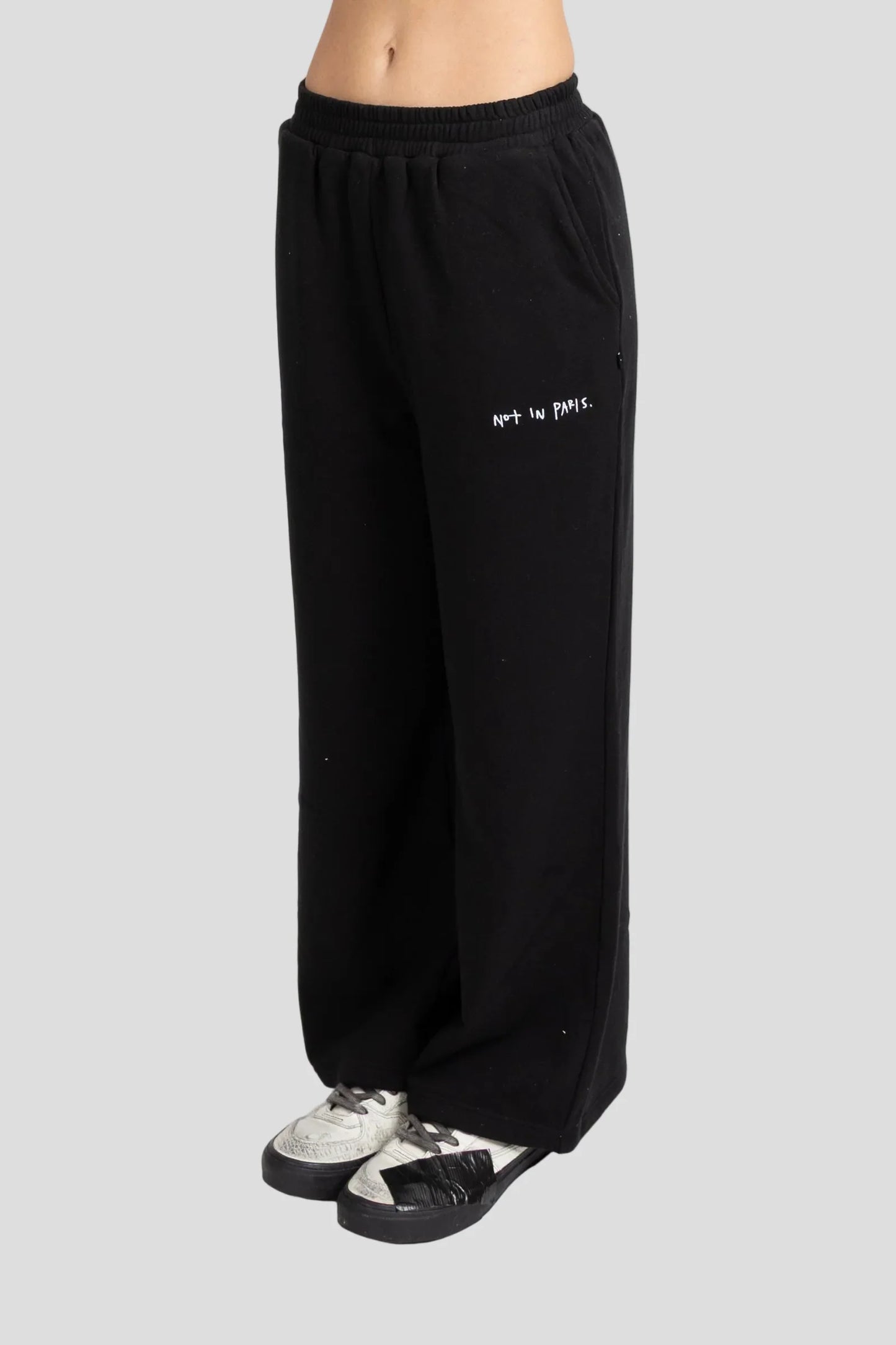 FEDERATION TOKYO TRACKIE NOT PARIS - BLACK - THE VOGUE STORE