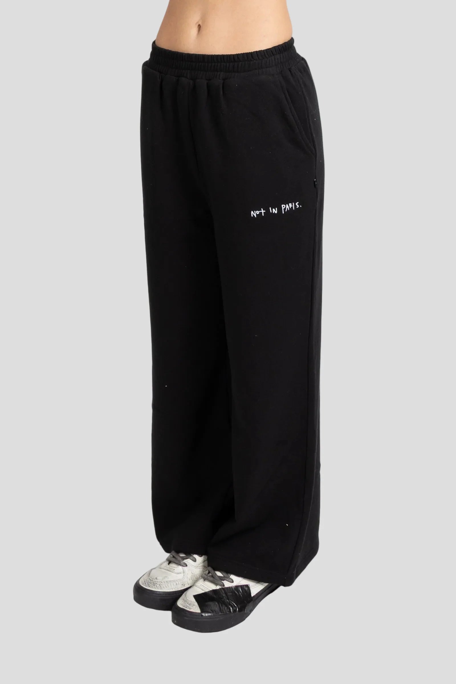 FEDERATION TOKYO TRACKIE NOT PARIS - BLACK - THE VOGUE STORE