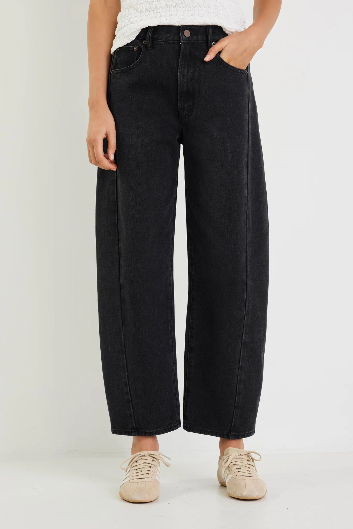 AMONG THE BRAVE VARSITY BLACK WASH FORWARD SEAM BARREL JEANS - THE VOGUE STORE