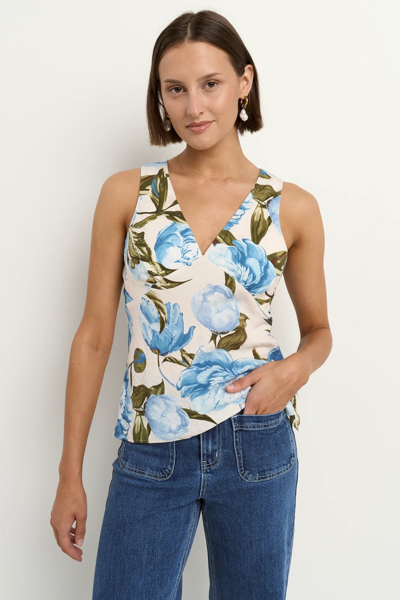 AMONG THE BRAVE VIENNA BLUE VINTAGE FLORAL V NECK SLEEVELESS TOP - THE VOGUE STORE