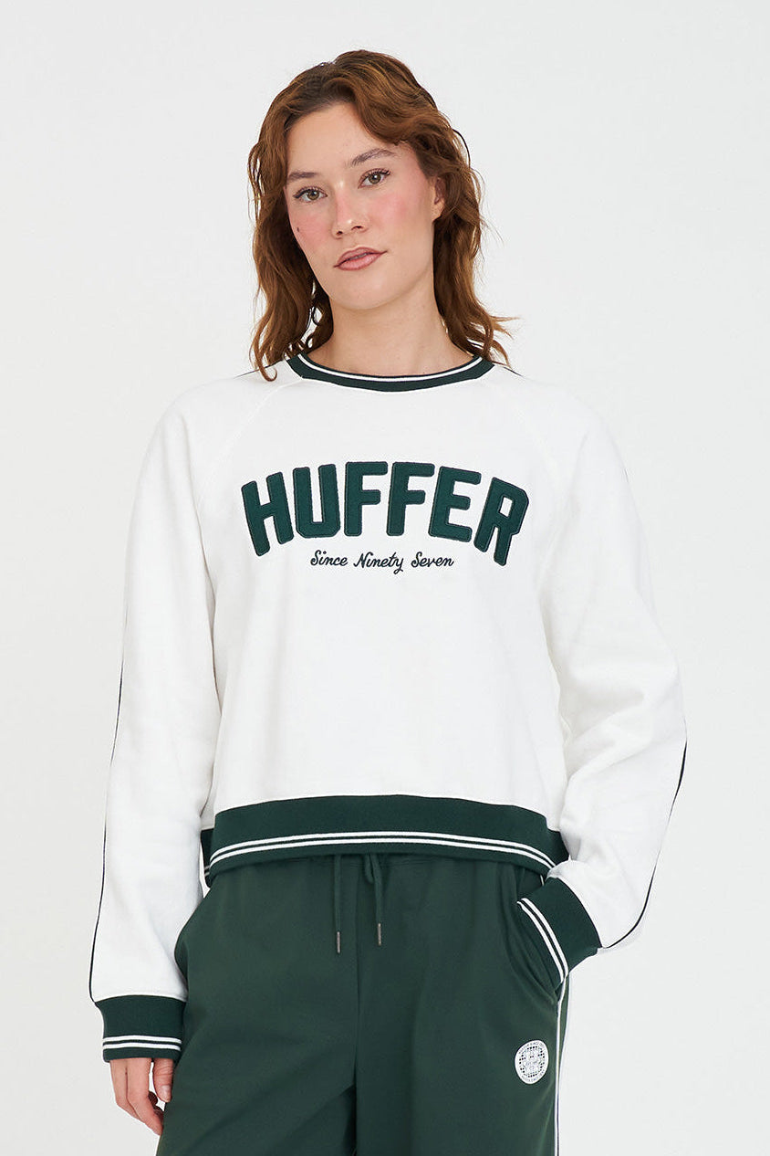 HUFFER RAGLAN CROP CREW/POINTE - CHALK - THE VOGUE STORE