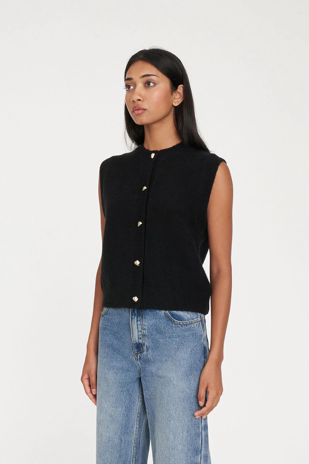 HUFFER ELLE KNIT VEST - BLACK - THE VOGUE STORE