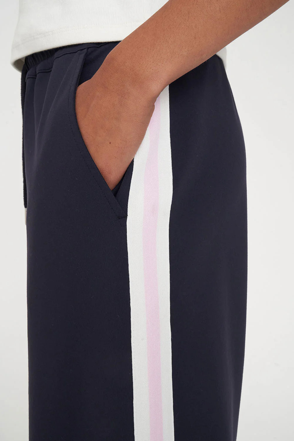 HUFFER SIGNATURE TRACKPANT - NAVY - THE VOGUE STORE