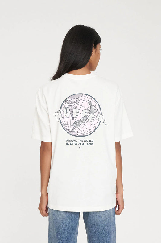 HUFFER RELAX TEE 220/FLIGHT PLAN - CHALK - THE VOGUE STORE