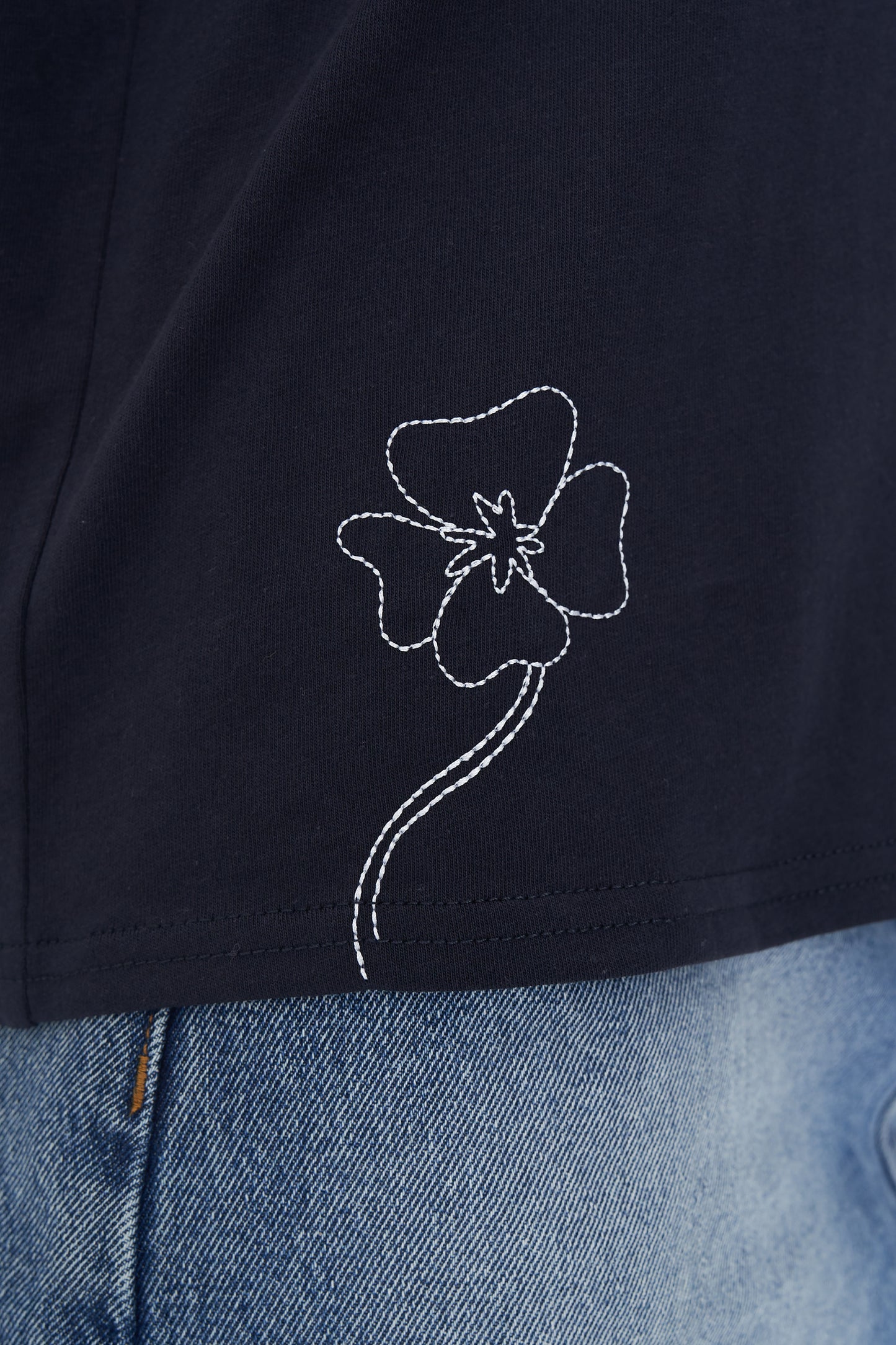 HUFFER CLASSIC TEE 170 - FLORETTE NAVY - THE VOGUE STORE