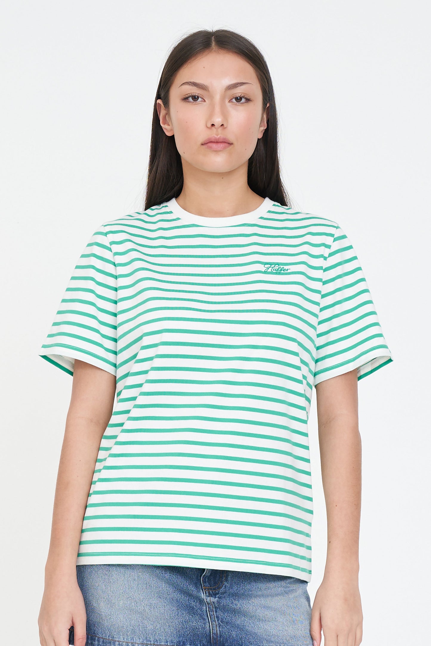 HUFFER OUI OUI CLASSIC TEE - CHALK/MEADOW - THE VOGUE STORE