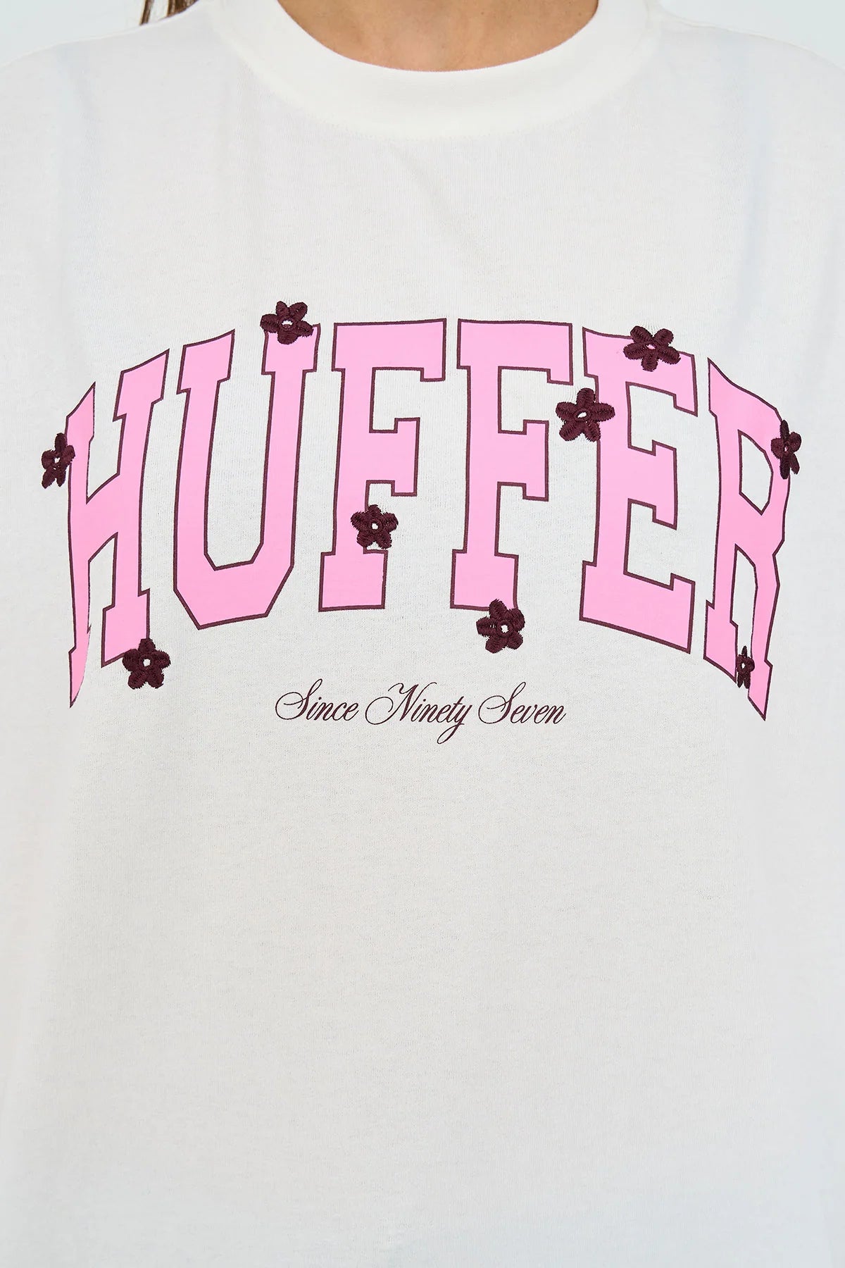HUFFER RELAX TEE 220/IN BLOOM - CHALK - THE VOGUE STORE