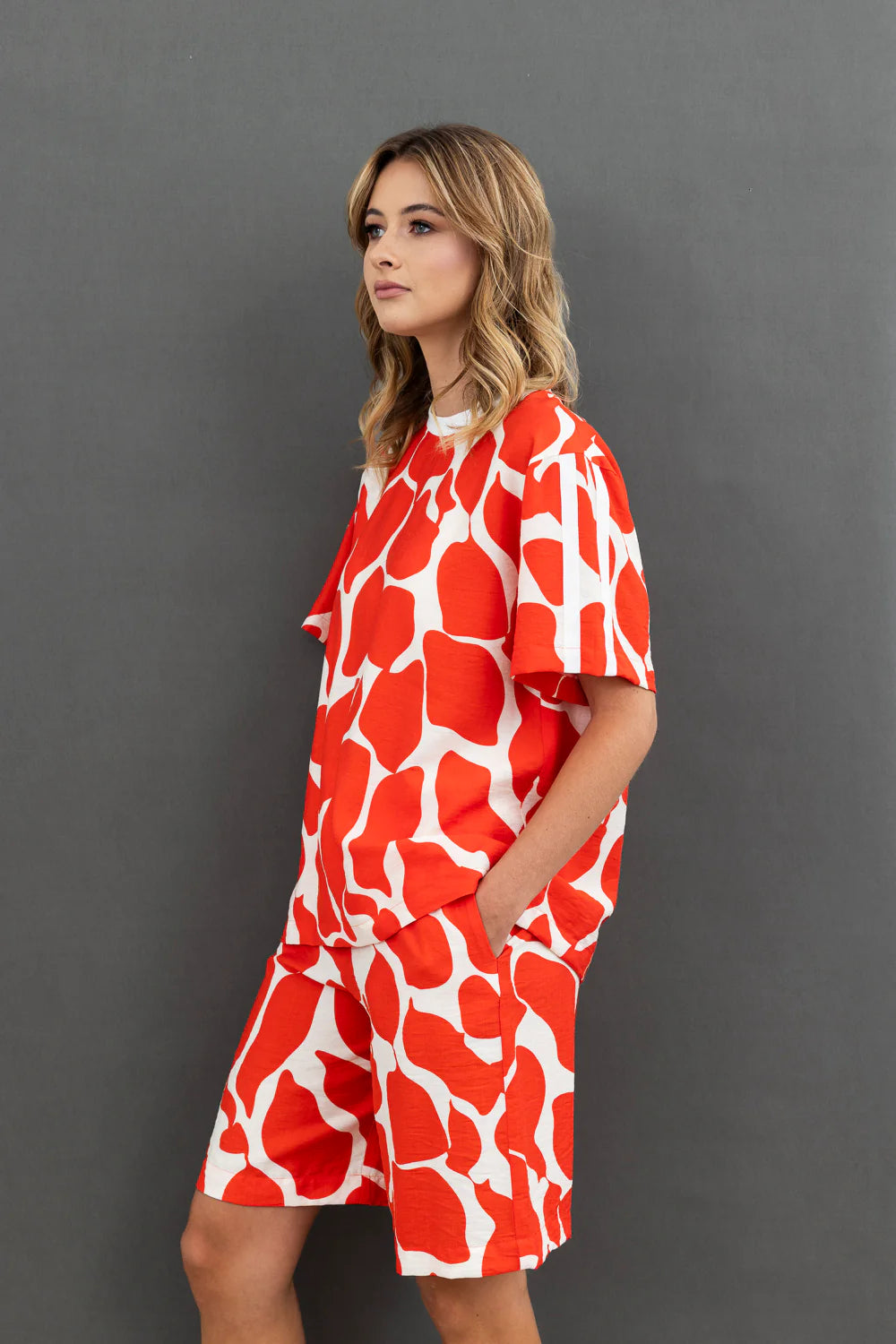 STYLE XLAB STOP MOTION TOP - ORANGE PRINT - THE VOGUE STORE