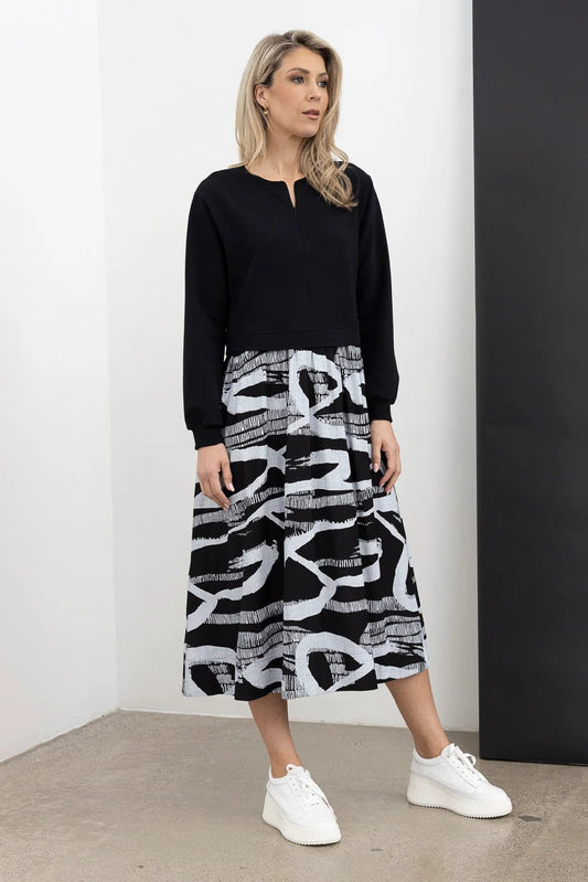 STYLE X LAB CONSCIOUS DRESS - BLACK/WHITE PRINT - THE VOGUE STORE