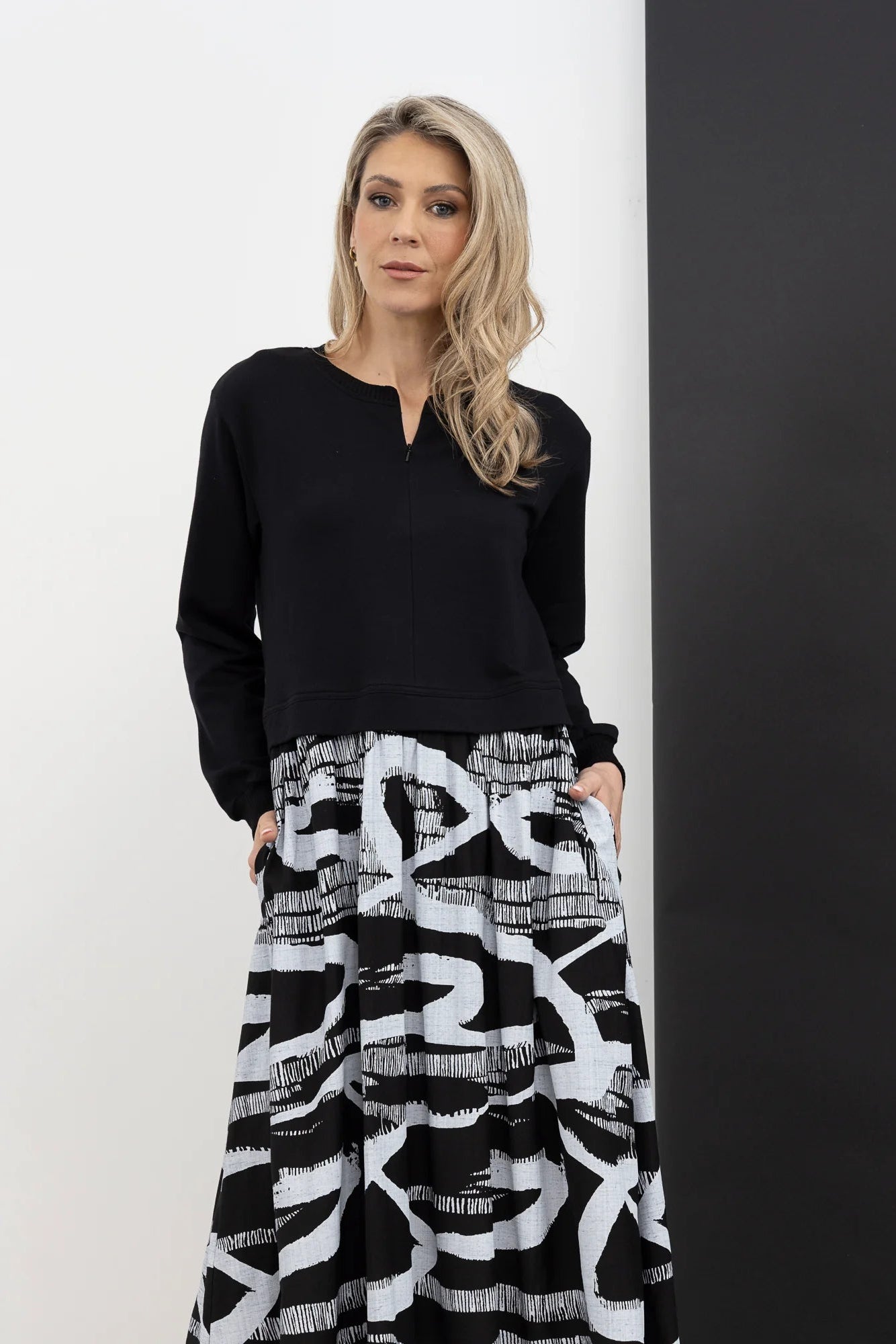 STYLE X LAB CONSCIOUS DRESS - BLACK/WHITE PRINT - THE VOGUE STORE