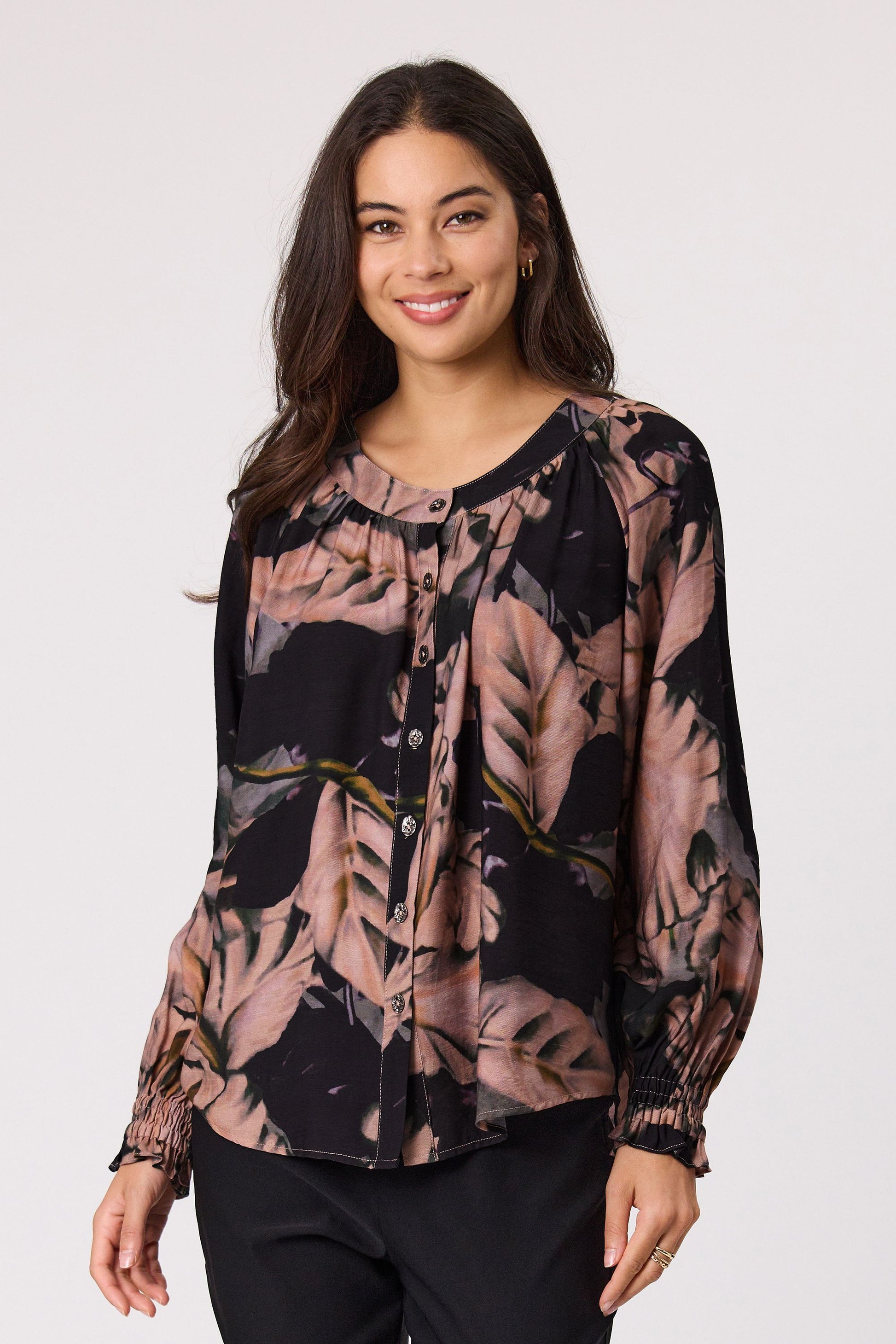 DESIGN NATION BOUNTY TOP - THE VOGUE STORE