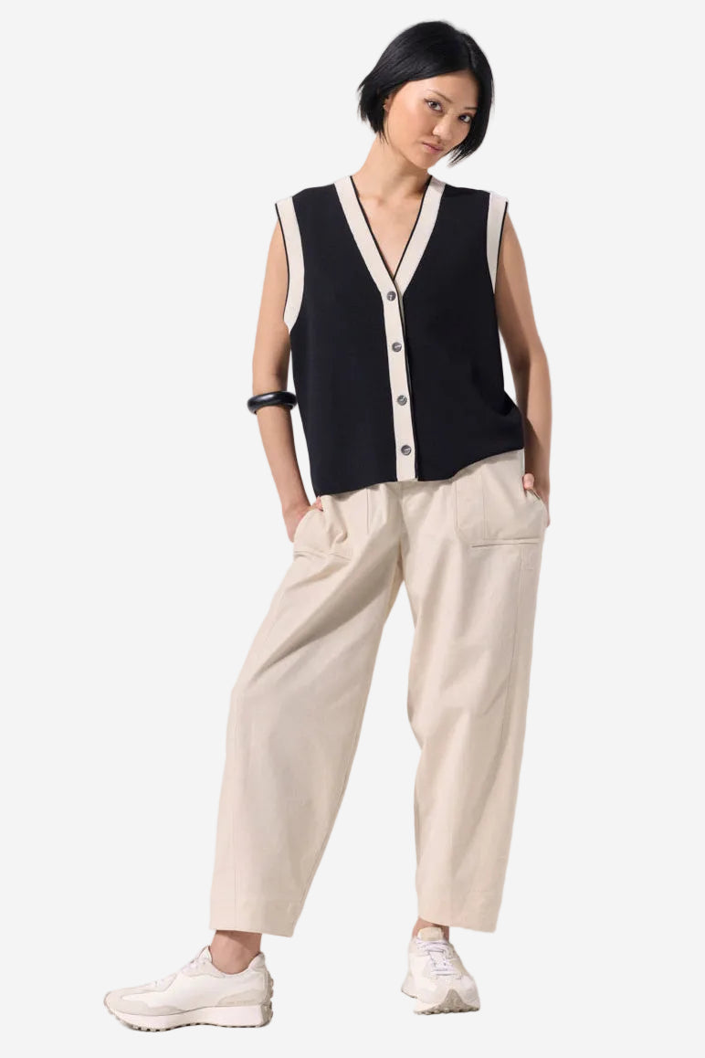 MARCO POLO CONTRAST TRIM KNIT VEST - BLACK - THE VOGUE STORE