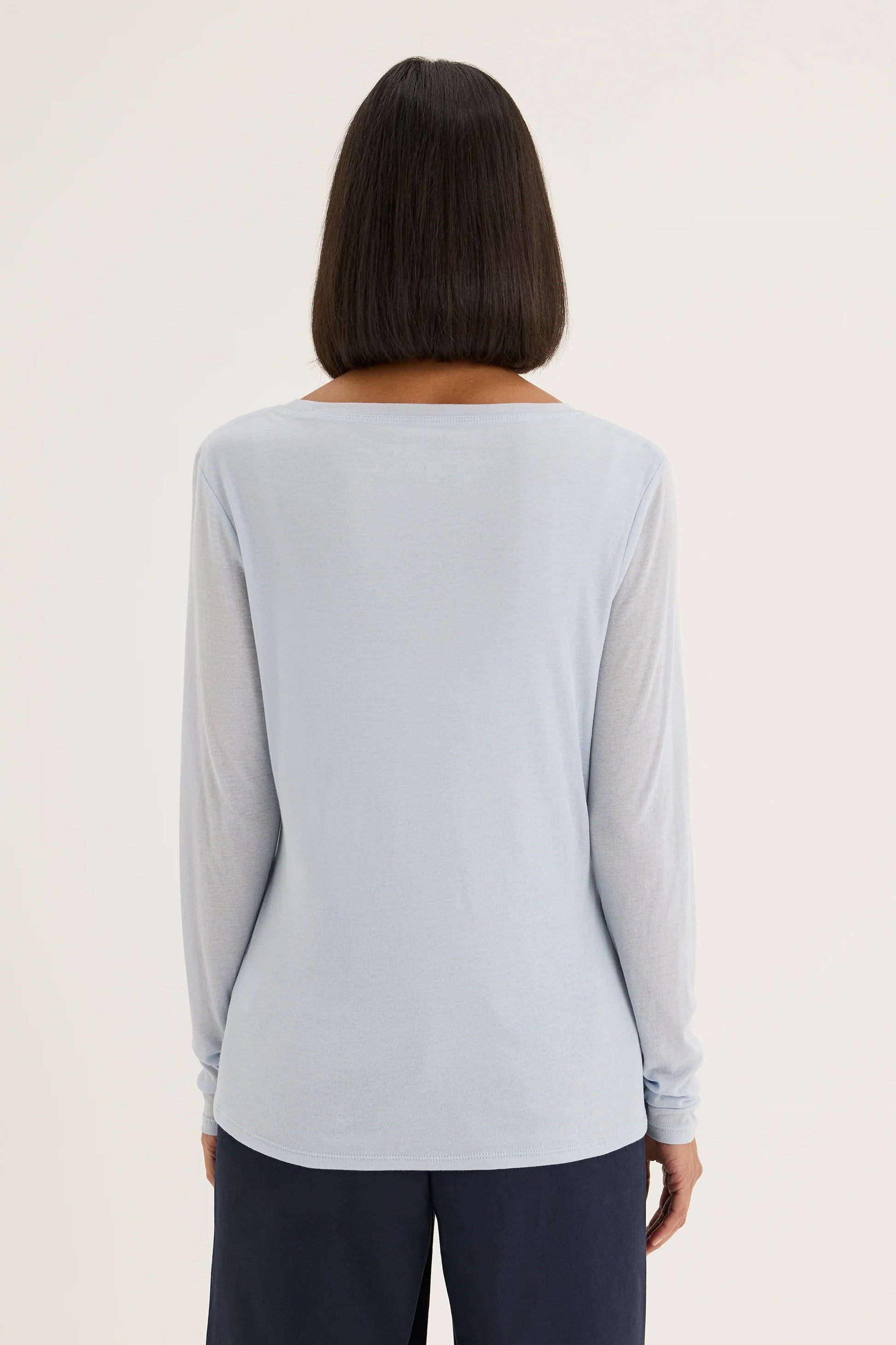 YARRA TRAIL ICE LAYER TEE - GLACIER - THE VOGUE STORE