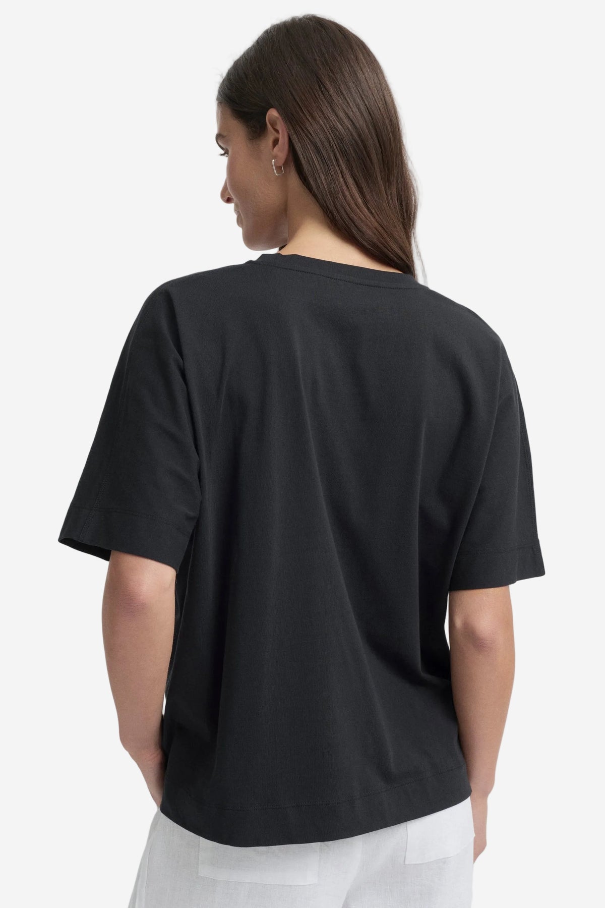 YARRA TRAIL GLASS TEE - BLACK - THE VOGUE STORE