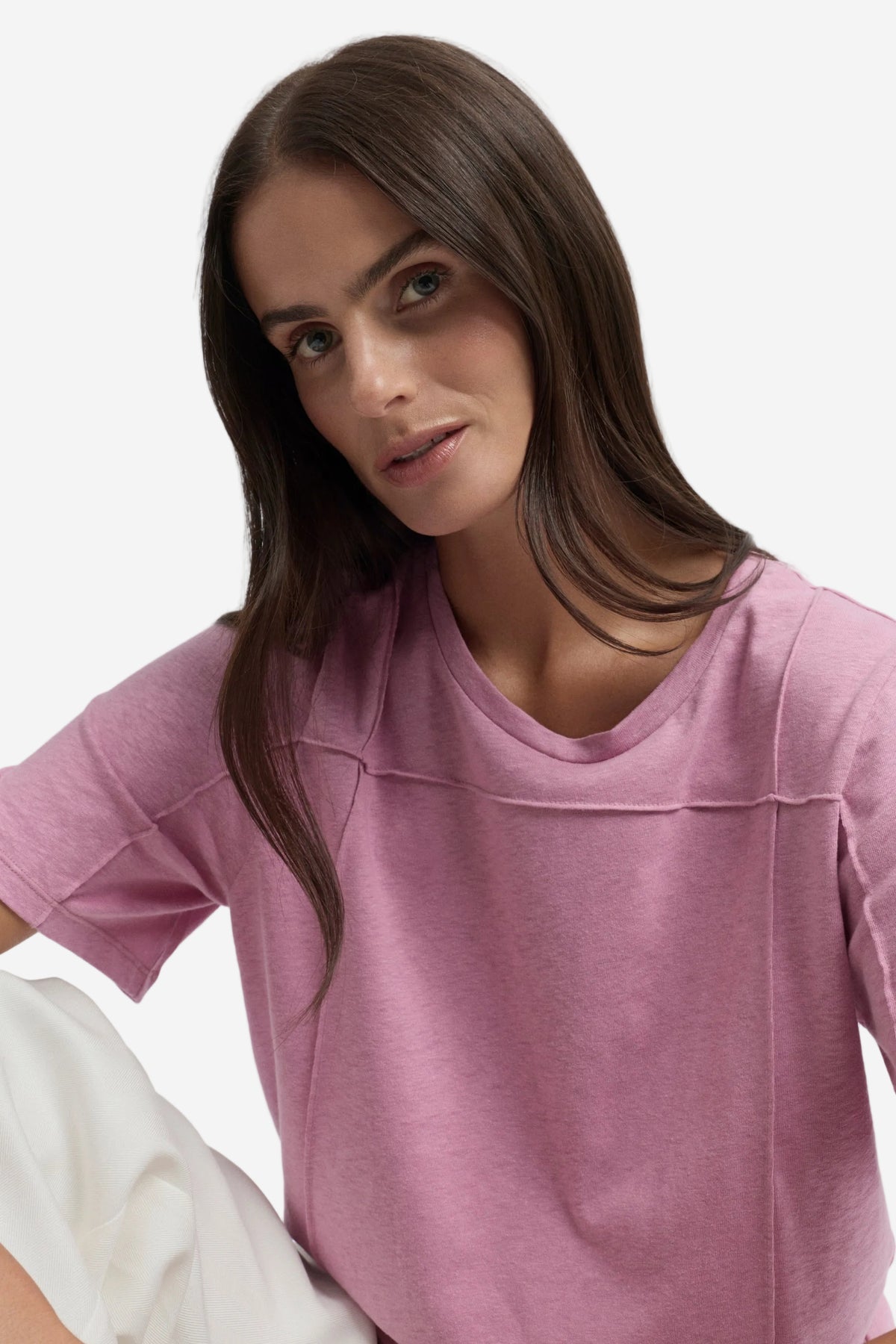 YARRA TRAIL LILY TEE - ROSEWOOD - THE VOGUE STORE