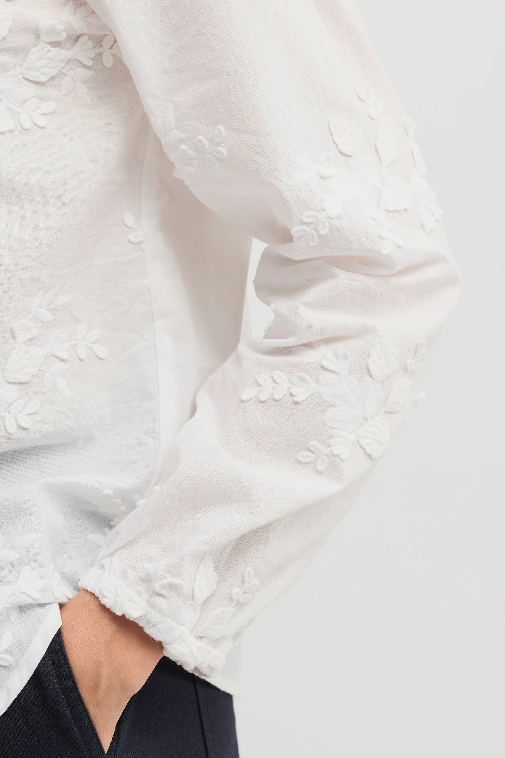 YARRA TRAIL DAINTY SHIRT - WHITE - THE VOGUE STORE