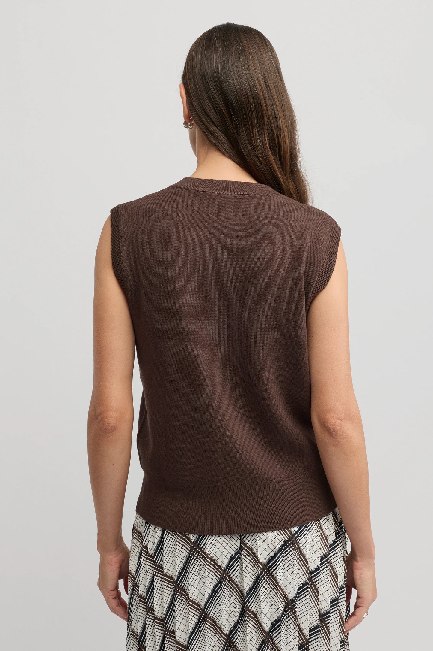 YARRA TRAIL PICCOLO VEST - TRUFFLE - THE VOGUE STORE