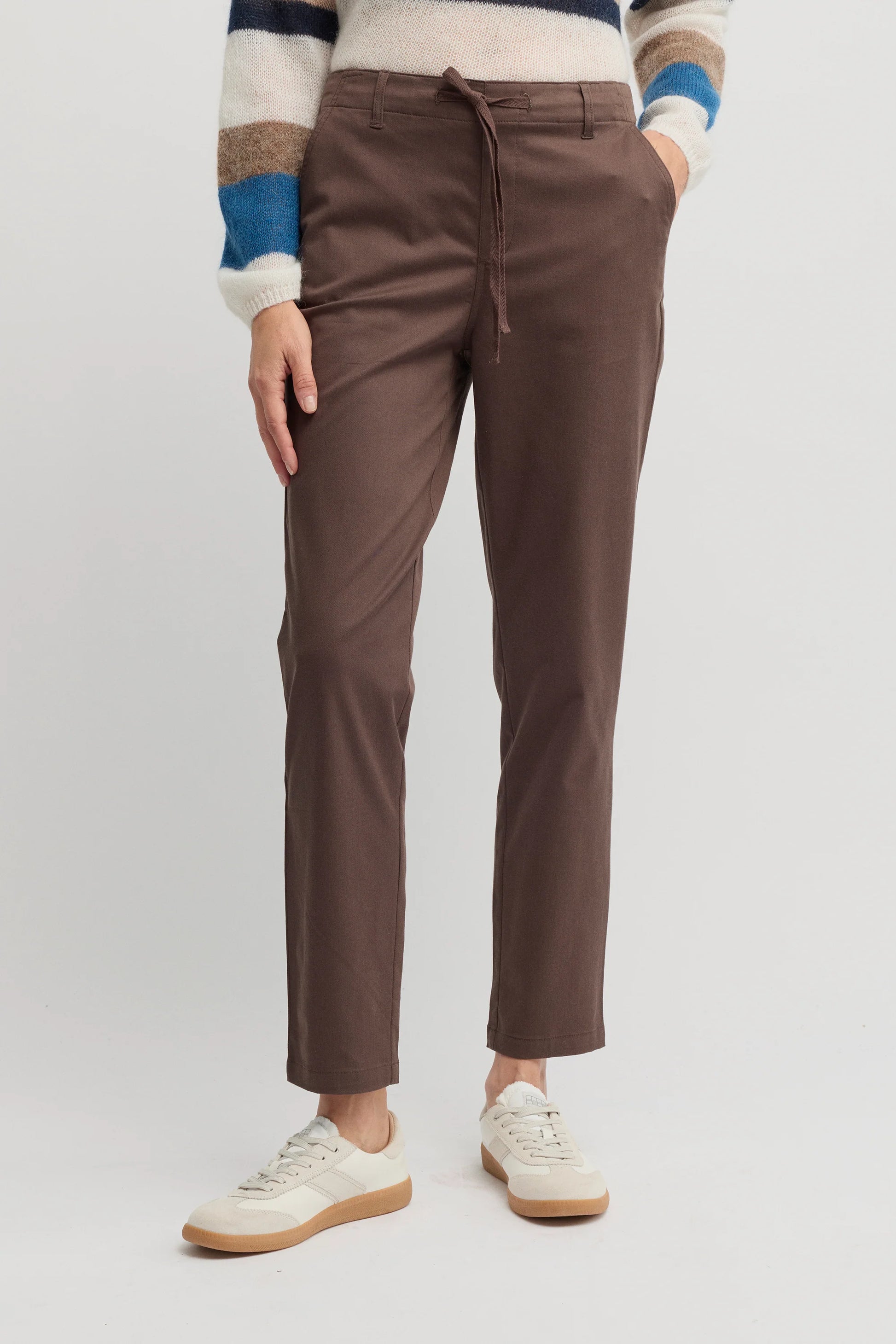 YARRA TRAIL NOVA JOGGER - TRUFFLE - THE VOGUE STORE