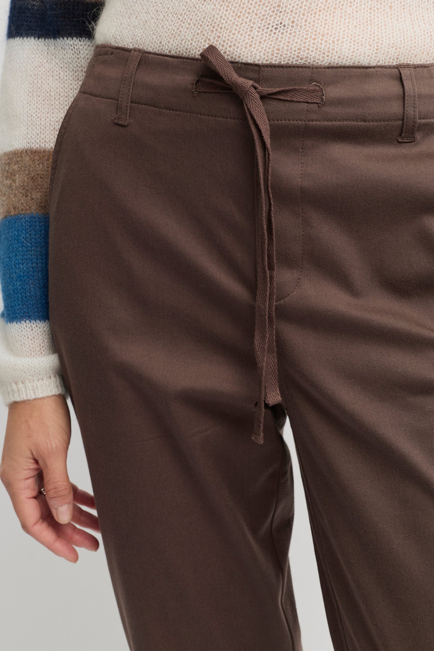 YARRA TRAIL NOVA JOGGER - TRUFFLE - THE VOGUE STORE