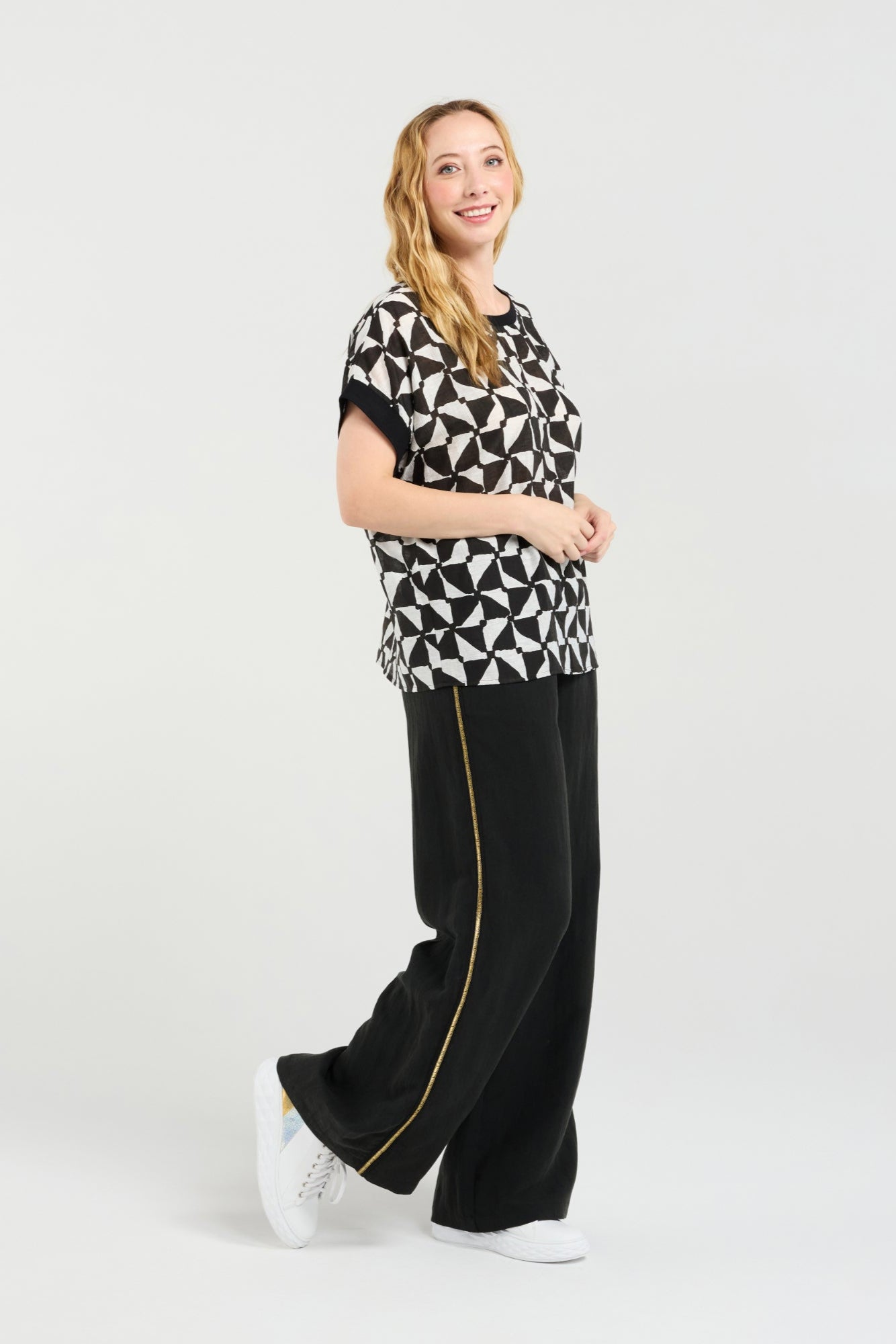 ZAFINA OLIVIA TOP - WINDMILL - THE VOGUE STORE