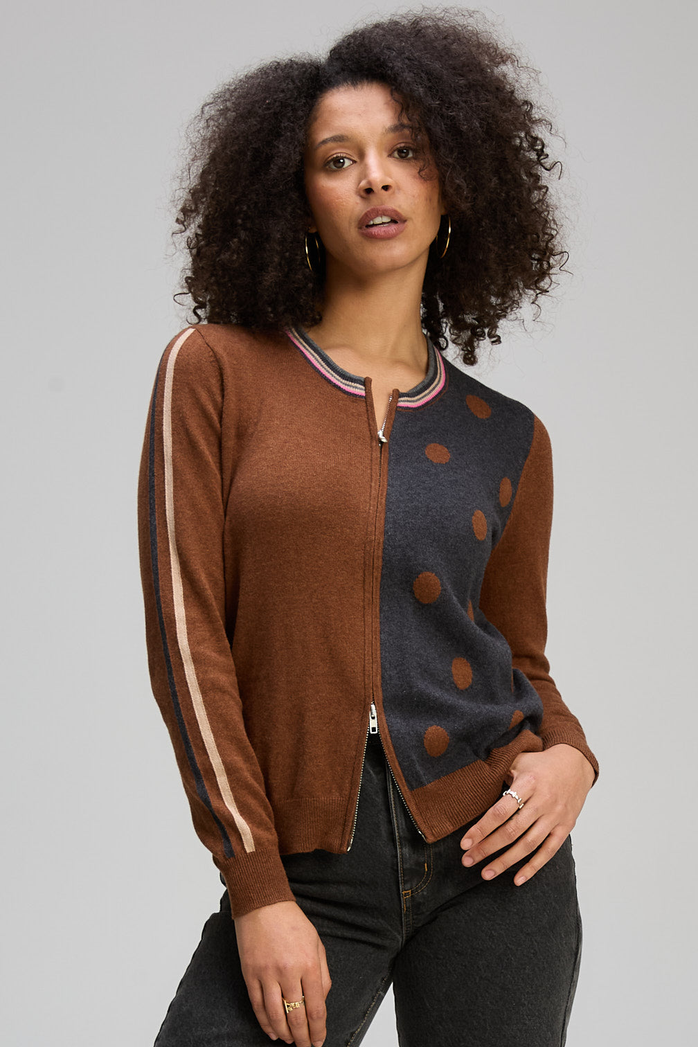 Z&P STRIPE SPOT ZIP UP - COFFEE - THE VOGUE STORE