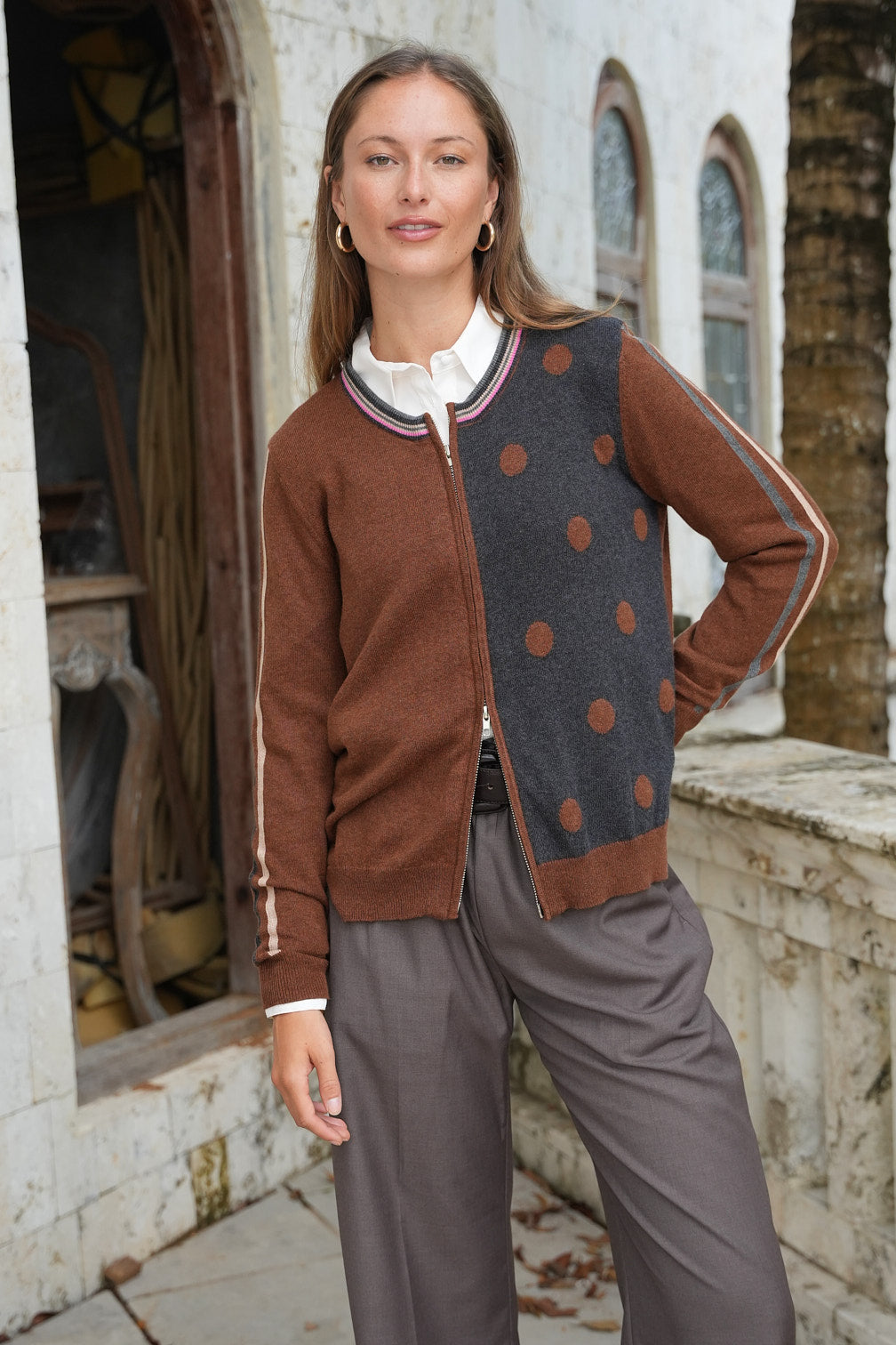 Z&P STRIPE SPOT ZIP UP - COFFEE - THE VOGUE STORE